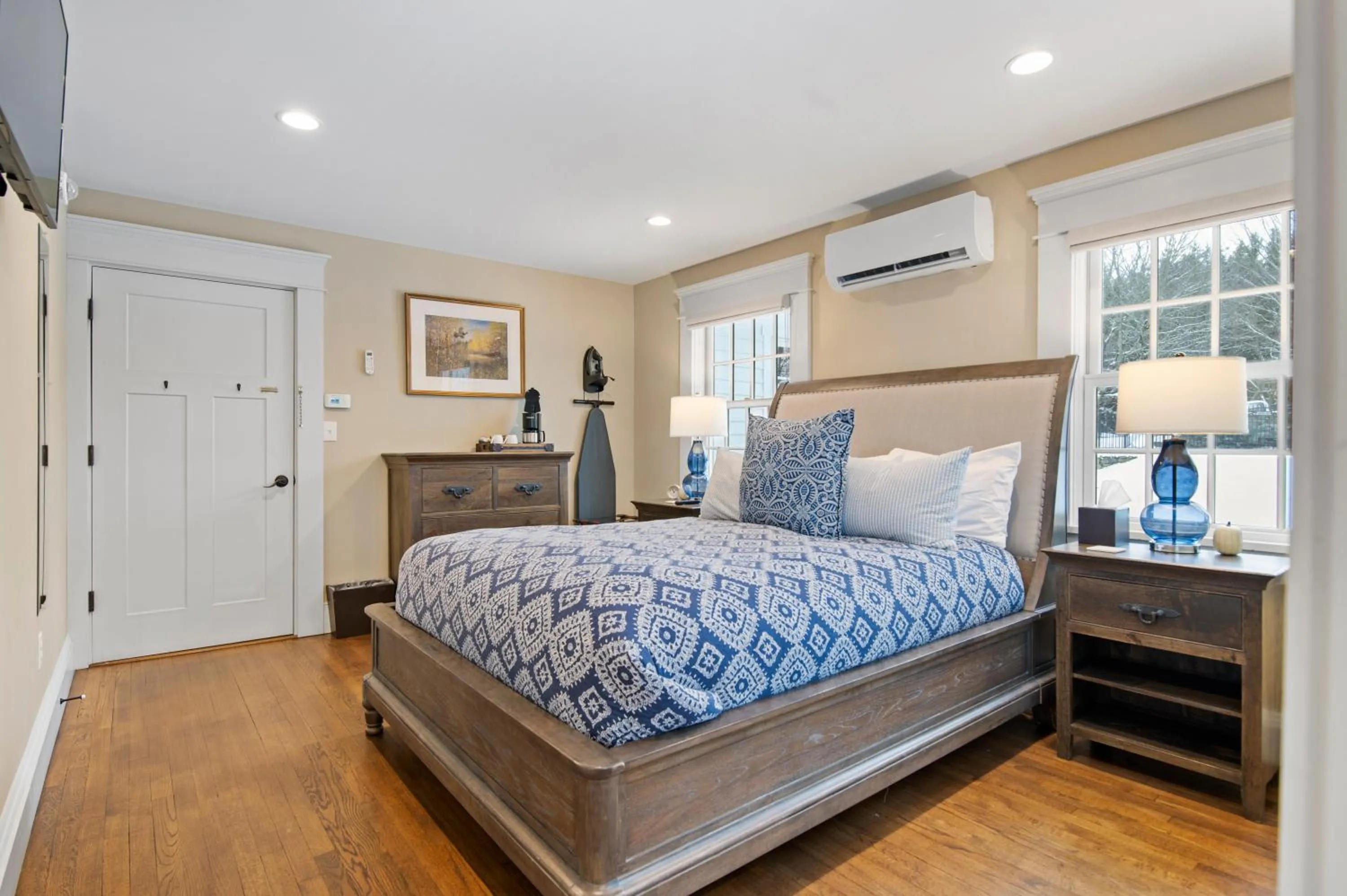 Bed in Brook Bound Inn