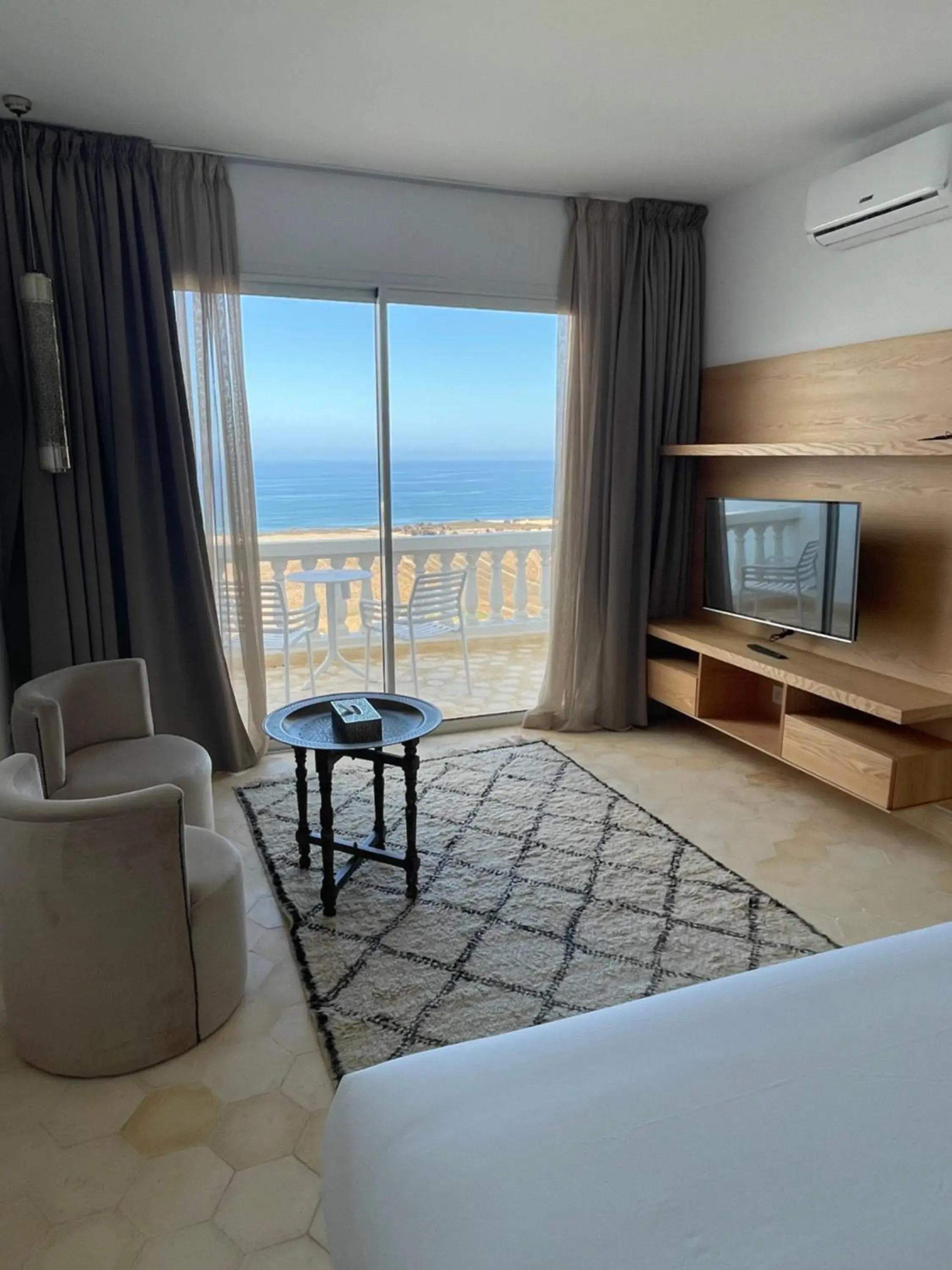 Double Room with Sea View - single occupancy in Villa La Falaise Double Room with Sea View - single occupancy in Villa La Falaise