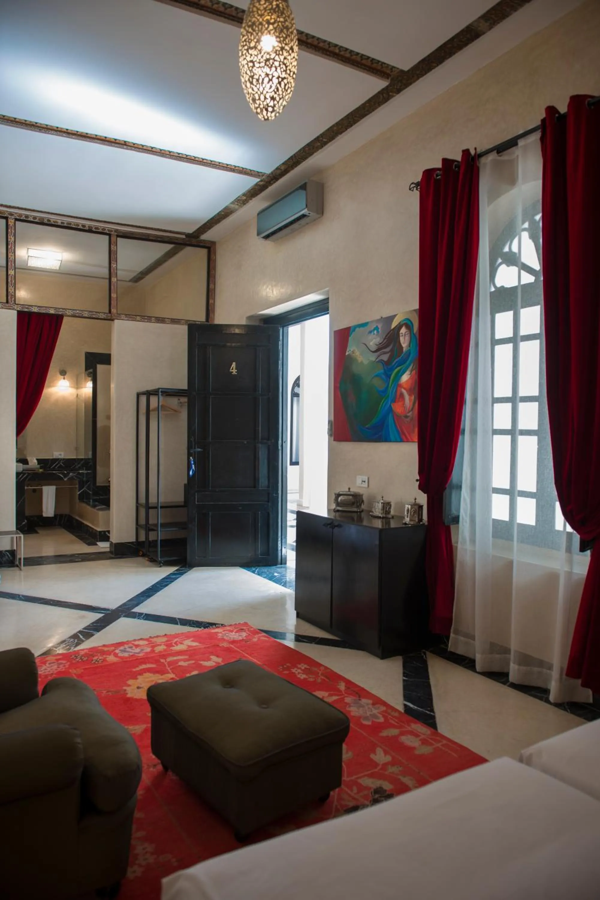 Living room, Bed in Riad Palais Bahia Fes