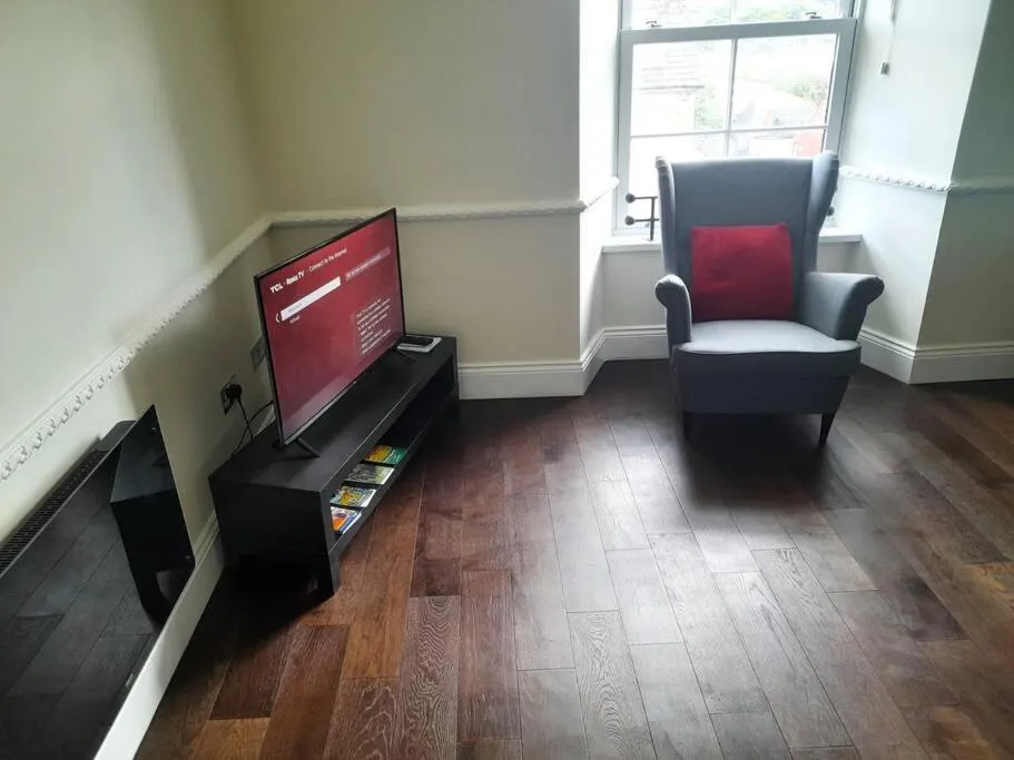 TV and multimedia in Kirkcudbright Holiday Apartments - Apartment F