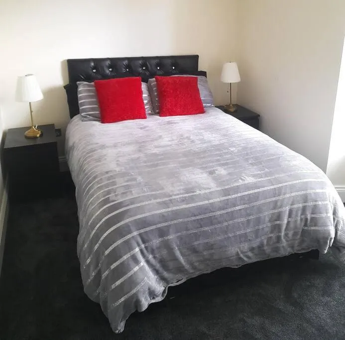 Bed in Kirkcudbright Holiday Apartments - Apartment F