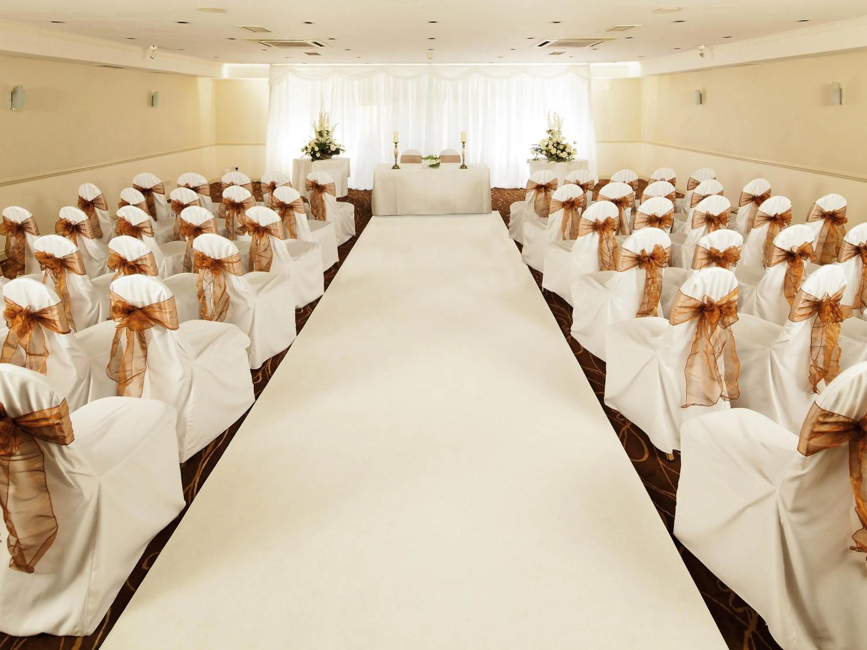 wedding in Mercure Tunbridge Wells Hotel