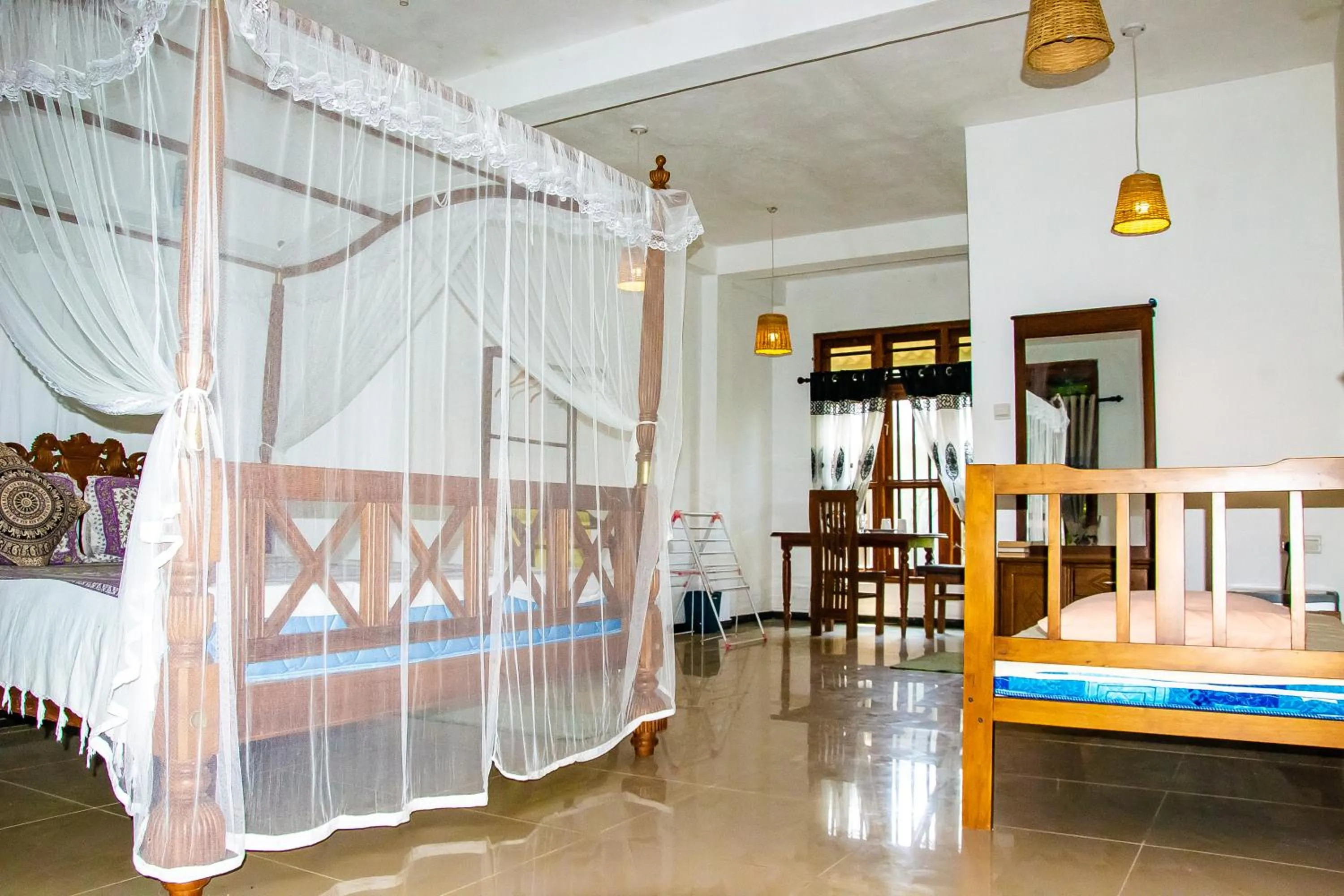 Bed in Blowhole Unawatuna