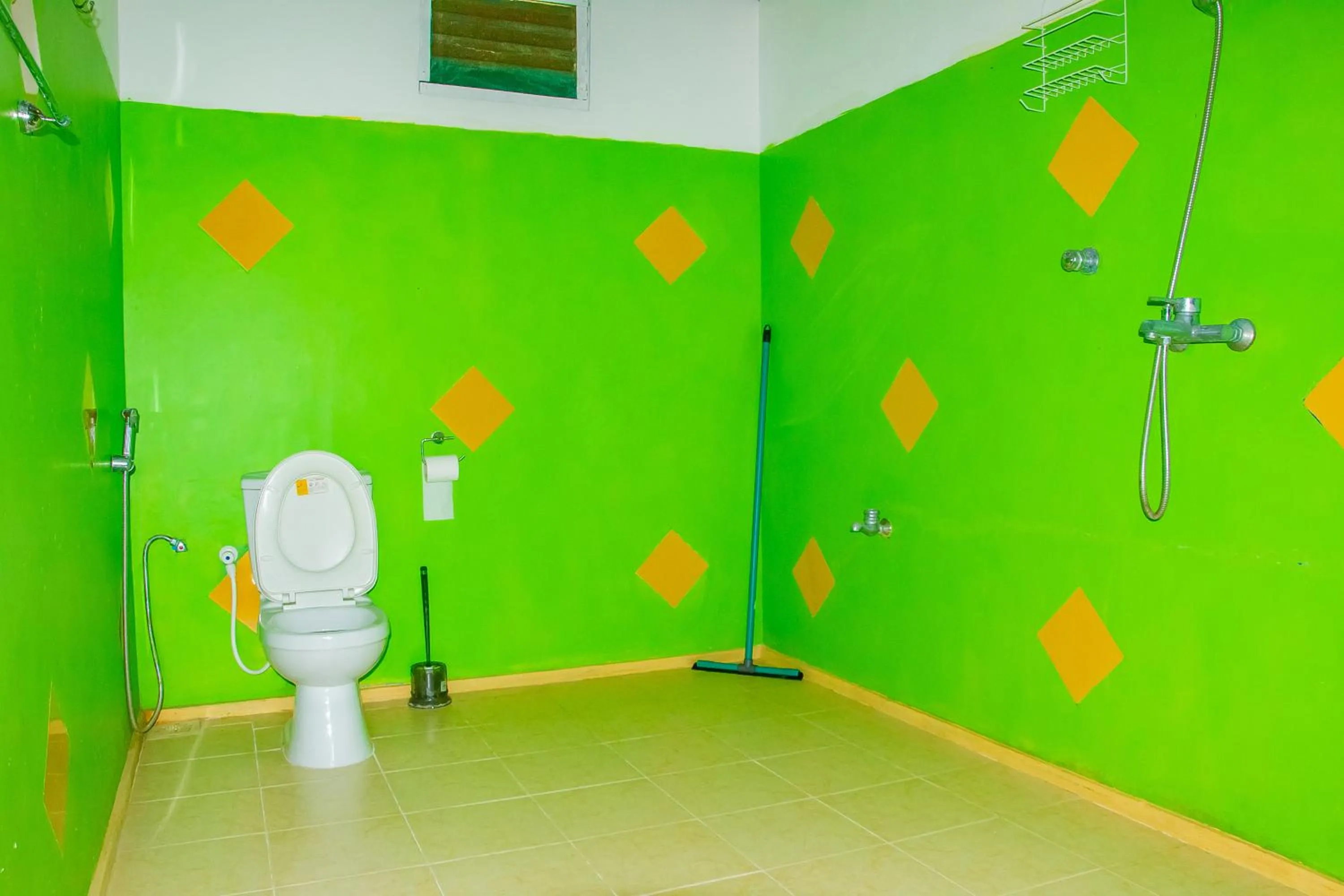 Shower in Blowhole Unawatuna