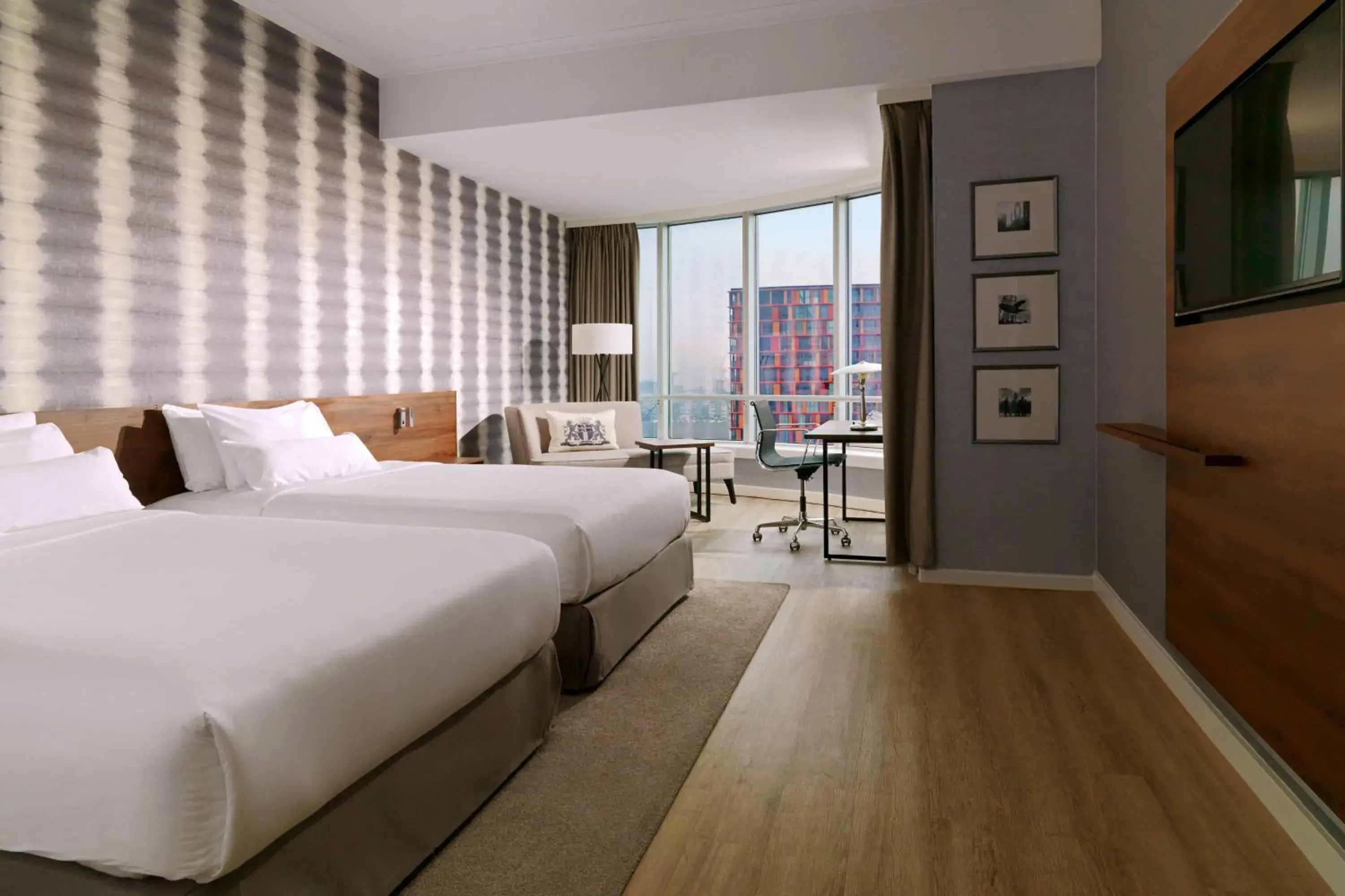 Executive Twin Room with M Club Lounge Access in Rotterdam Marriott Hotel Executive Twin Room with M Club Lounge Access in Rotterdam Marriott Hotel