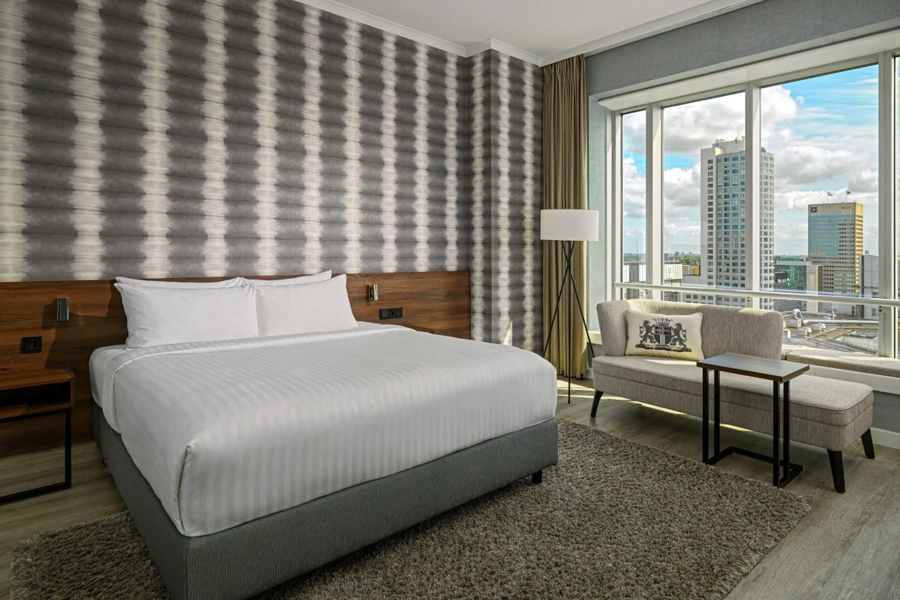 Bedroom, Bed in Rotterdam Marriott Hotel