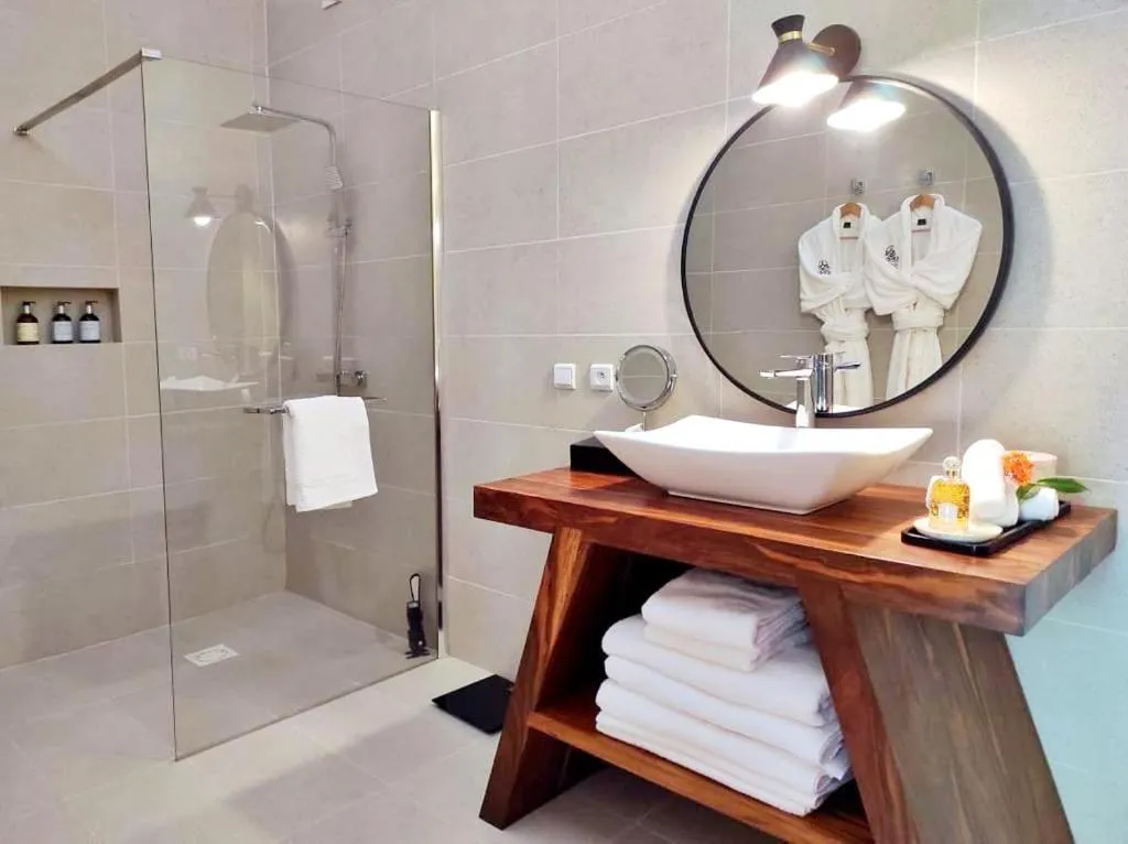 Deluxe Double Room with Sea View in Andriana Resort & Spa