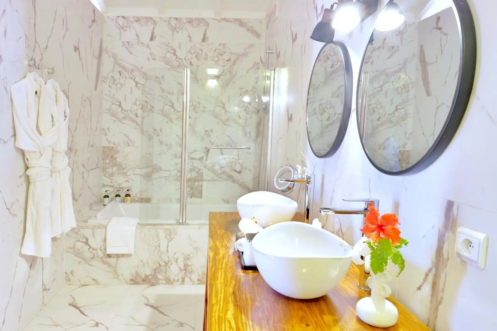 Shower in Andriana Resort & Spa