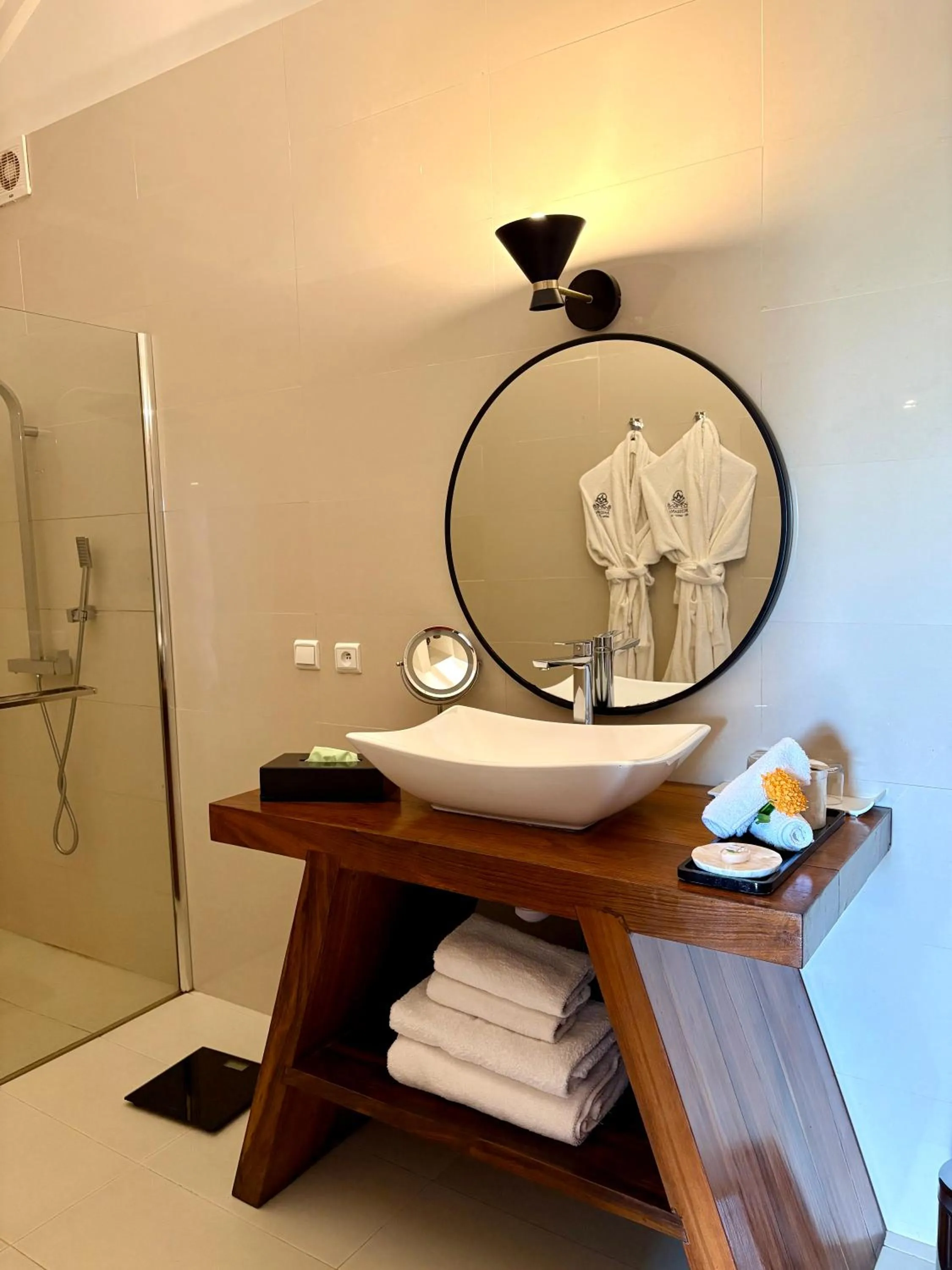 Shower in Andriana Resort & Spa