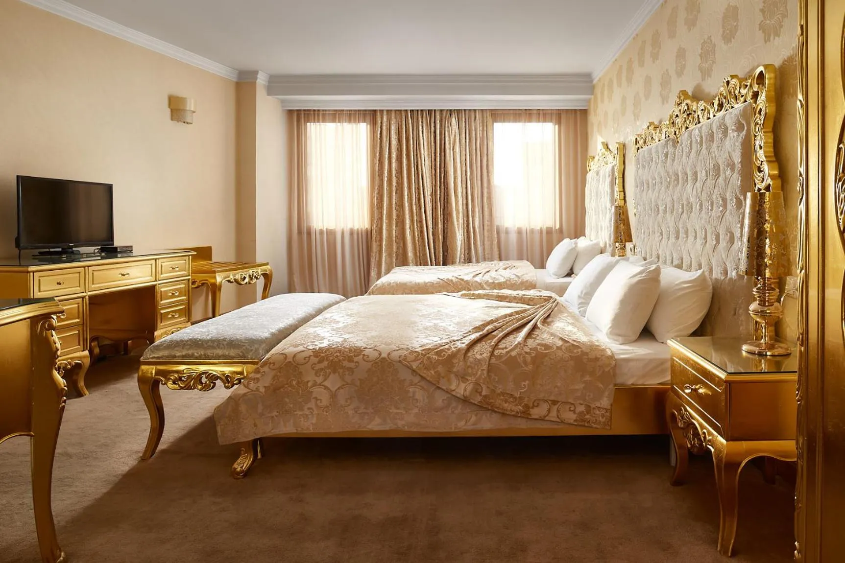 Bed in Hotel Gold