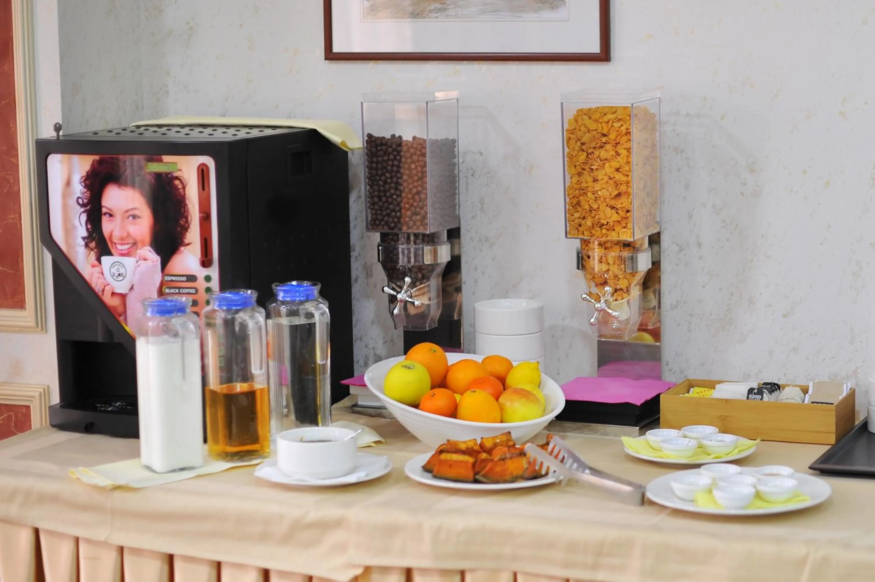 Restaurant/places to eat in Hotel Gold