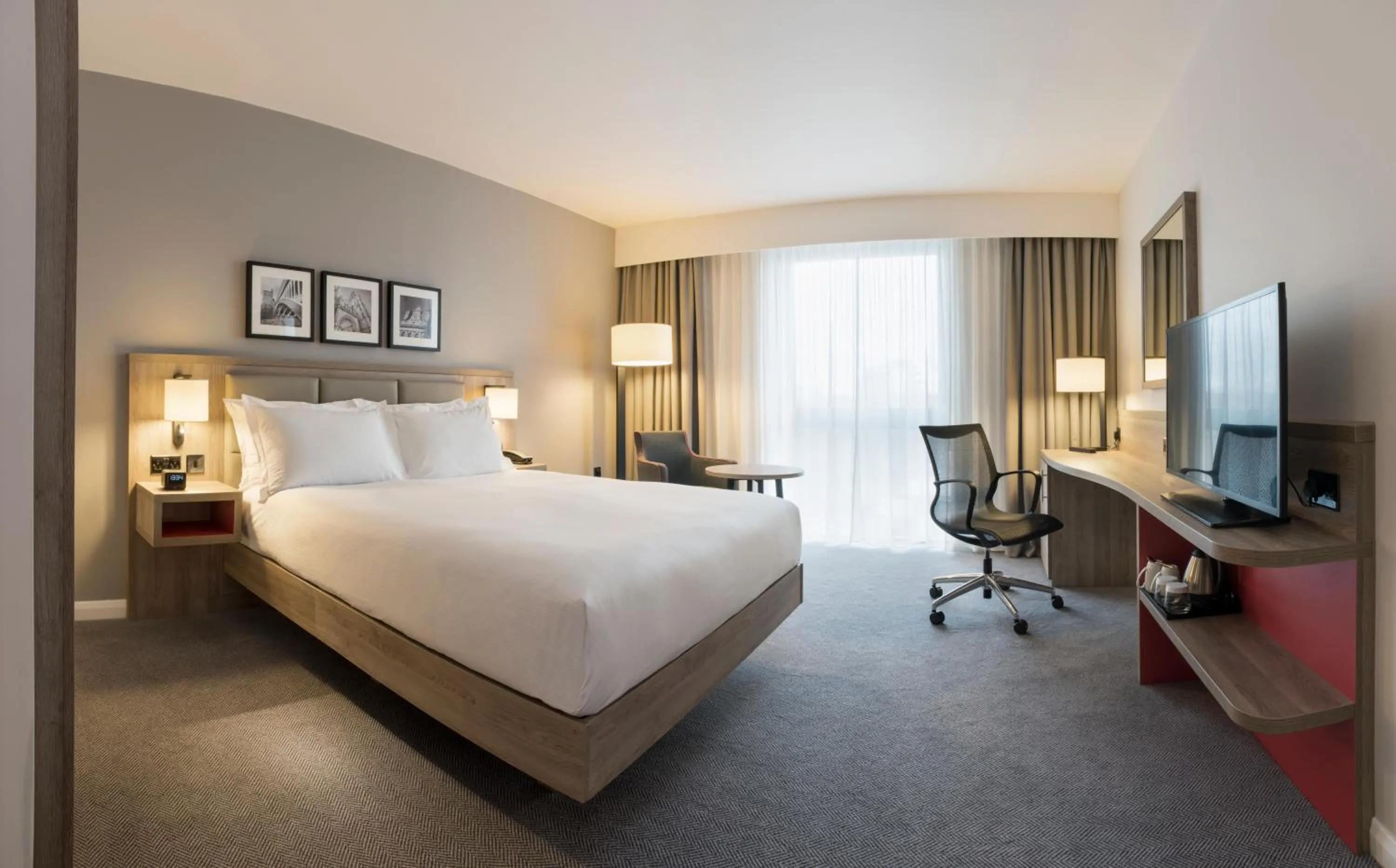 Bed in Hilton Garden Inn Manchester Emirates Old Trafford