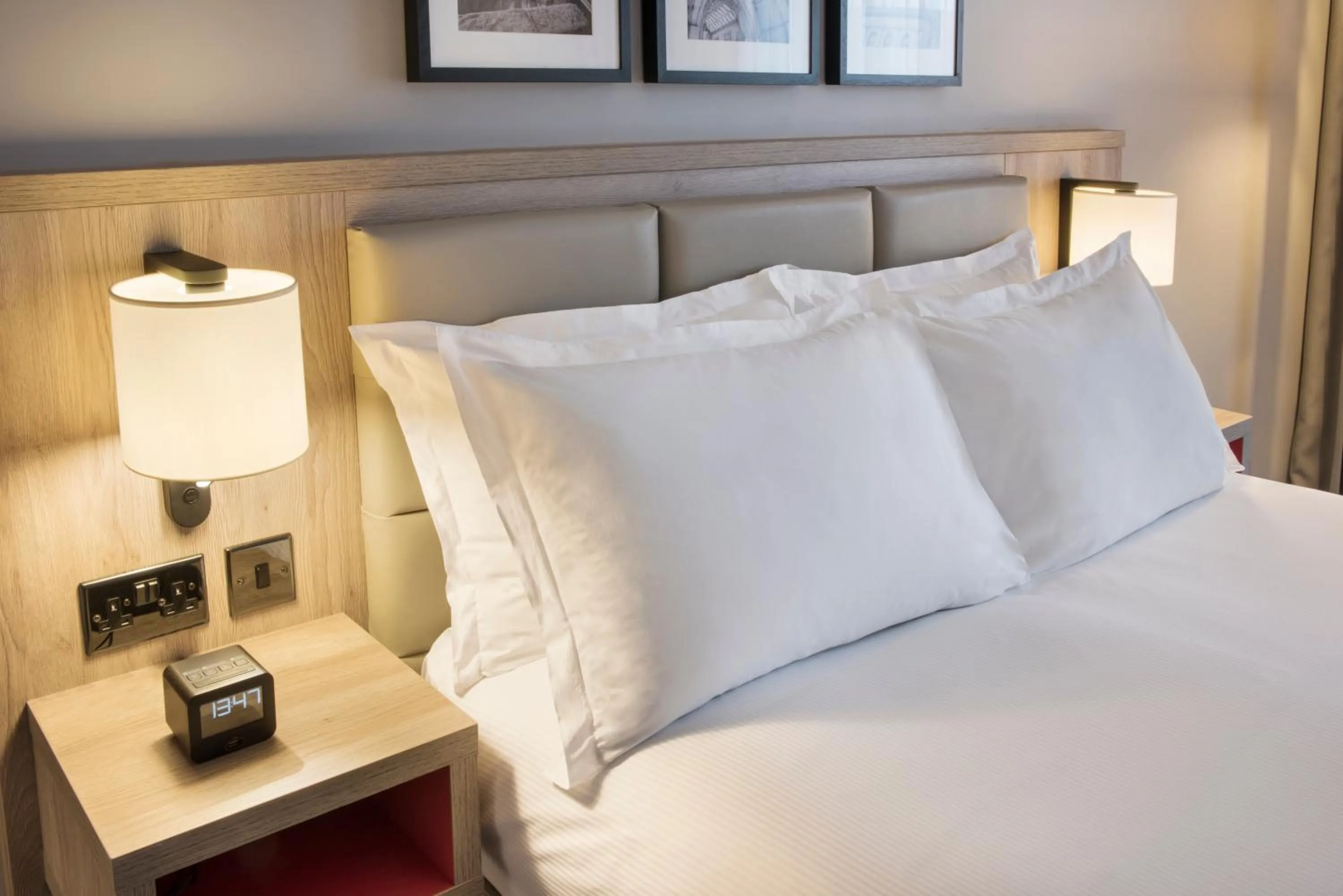 Bed in Hilton Garden Inn Manchester Emirates Old Trafford