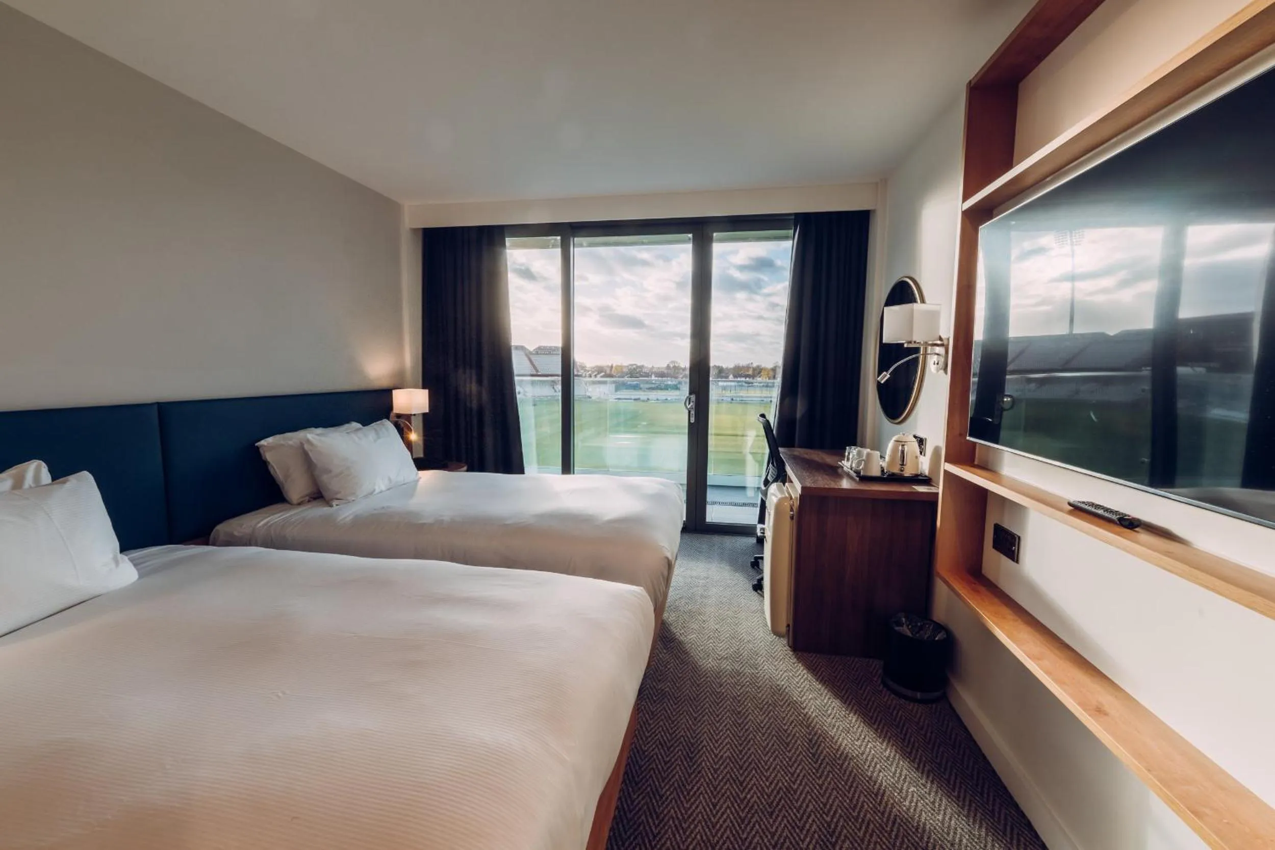 Bed in Hilton Garden Inn Manchester Emirates Old Trafford