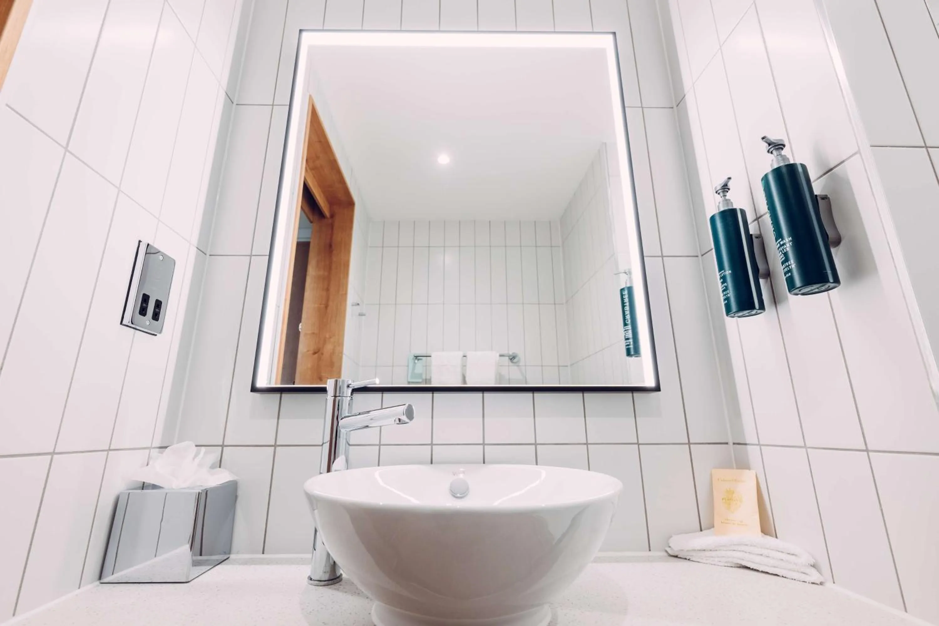 Bathroom in Hilton Garden Inn Manchester Emirates Old Trafford