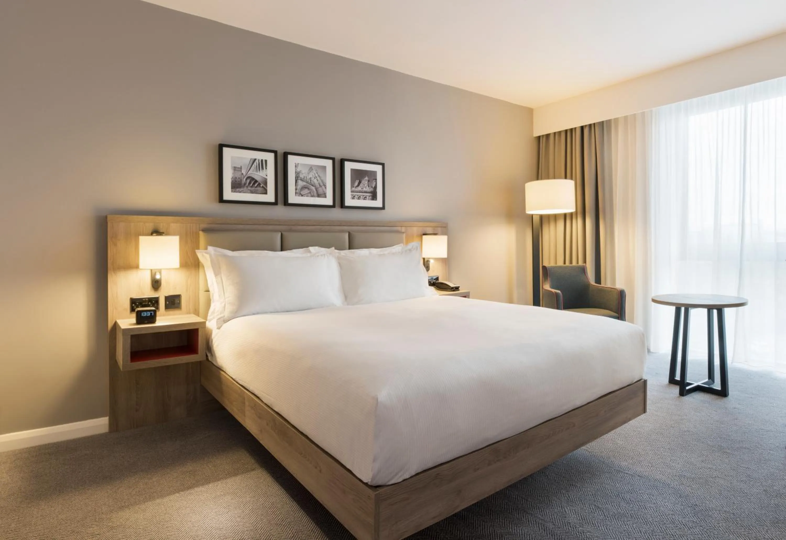 Bed in Hilton Garden Inn Manchester Emirates Old Trafford