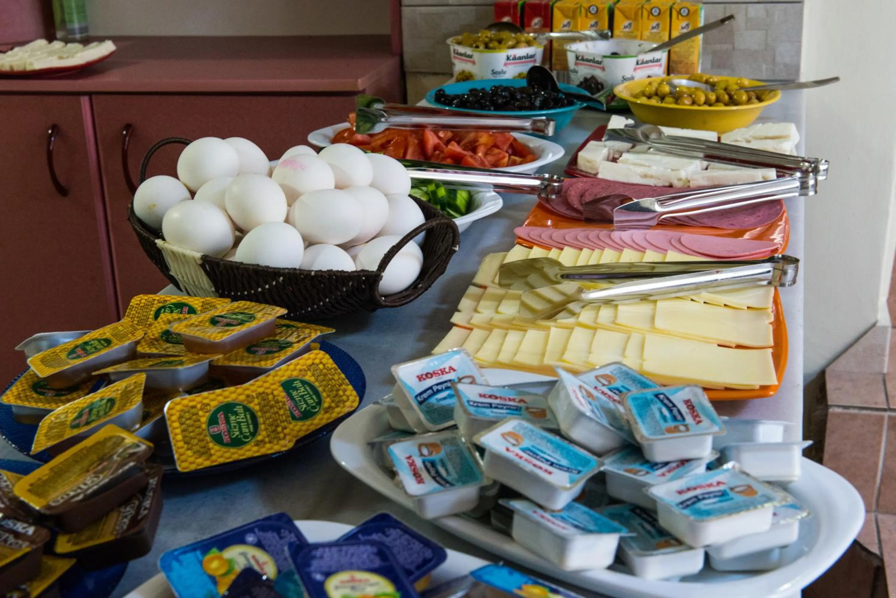 Day in Yellow Rose Pansiyon