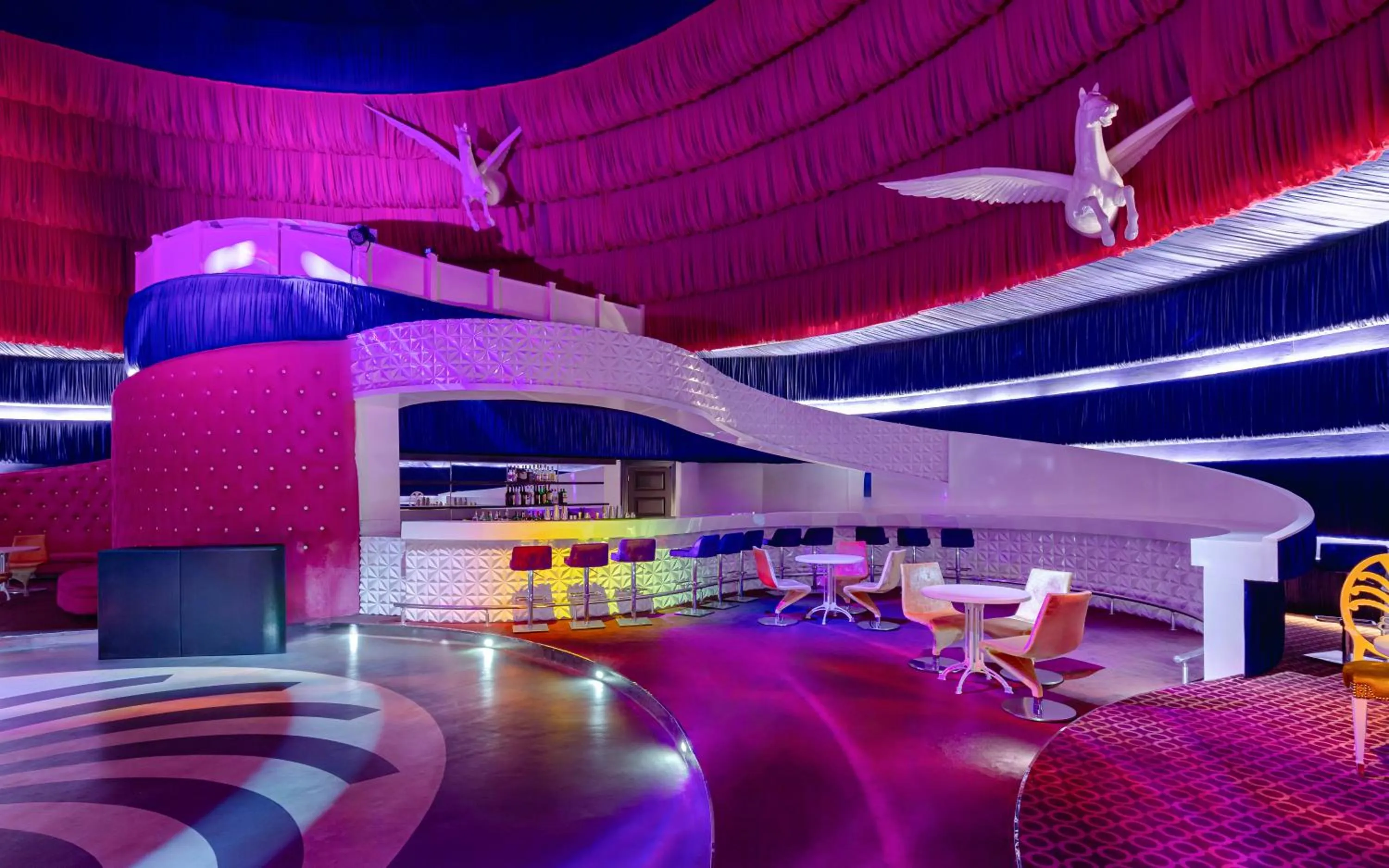 Nightclub / DJ in Shamakhi Palace Sharadil