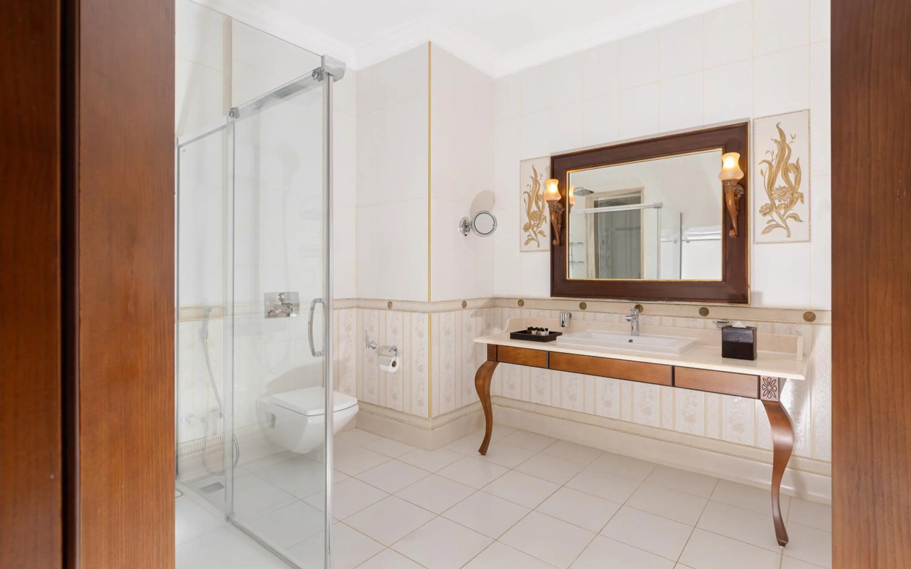 Bathroom in Shamakhi Palace Sharadil