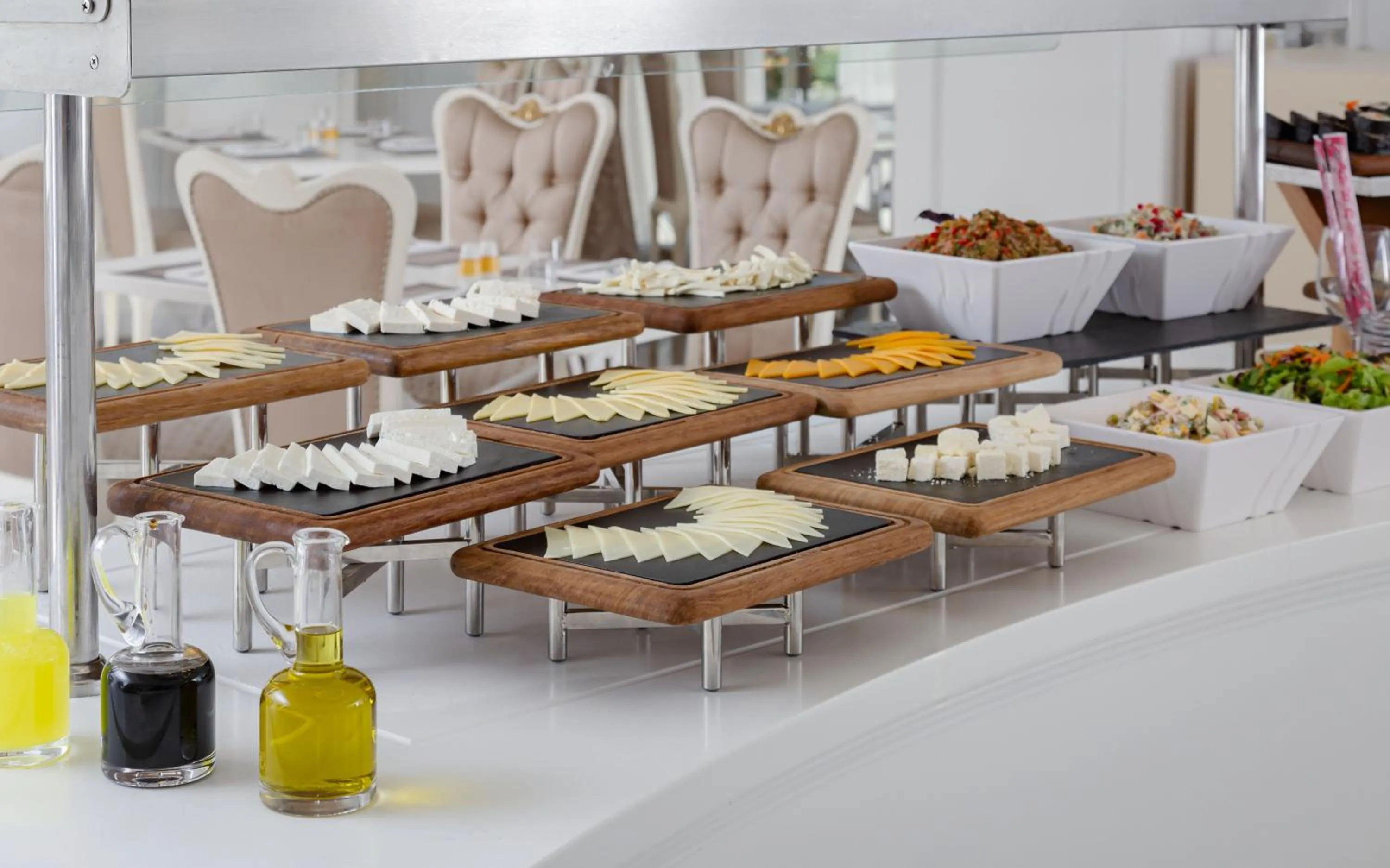 Restaurant/places to eat in Shamakhi Palace Sharadil