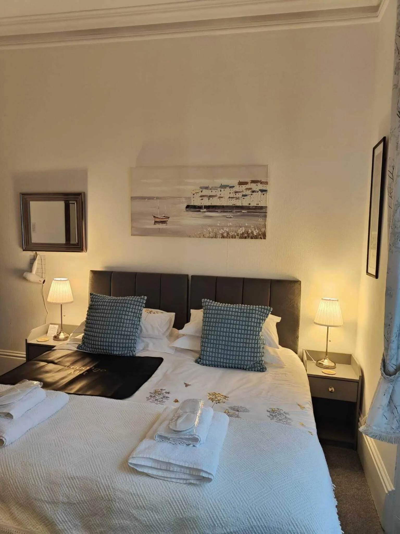Bedroom, Bed in The Garway