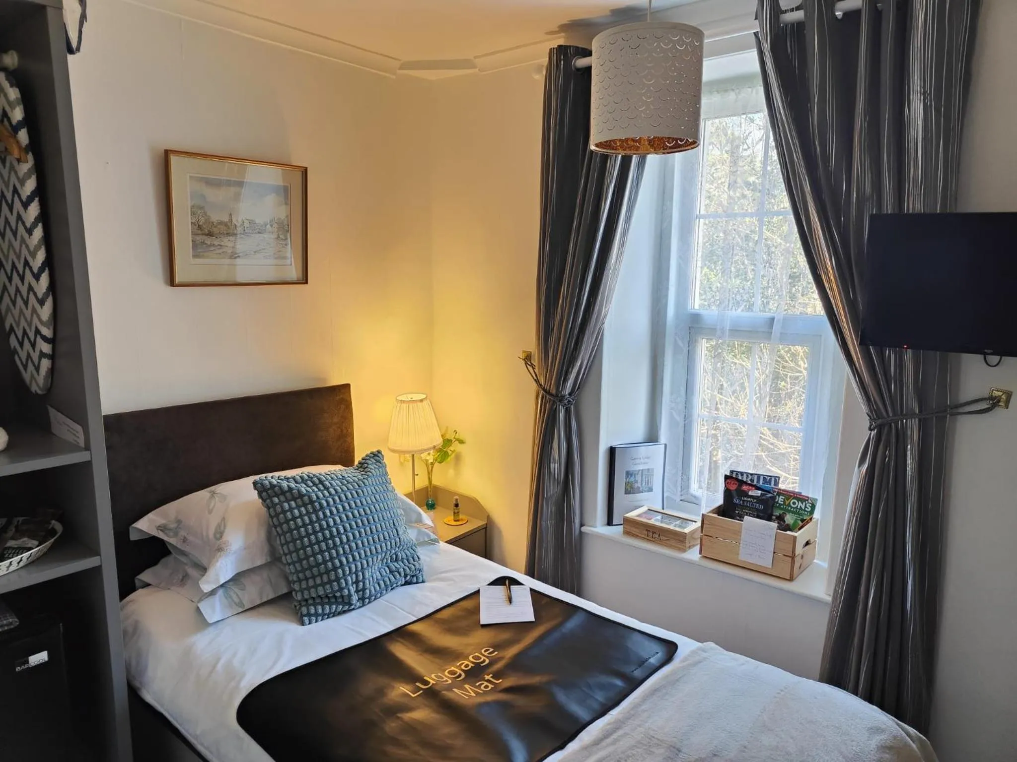 Bedroom, Bed in The Garway