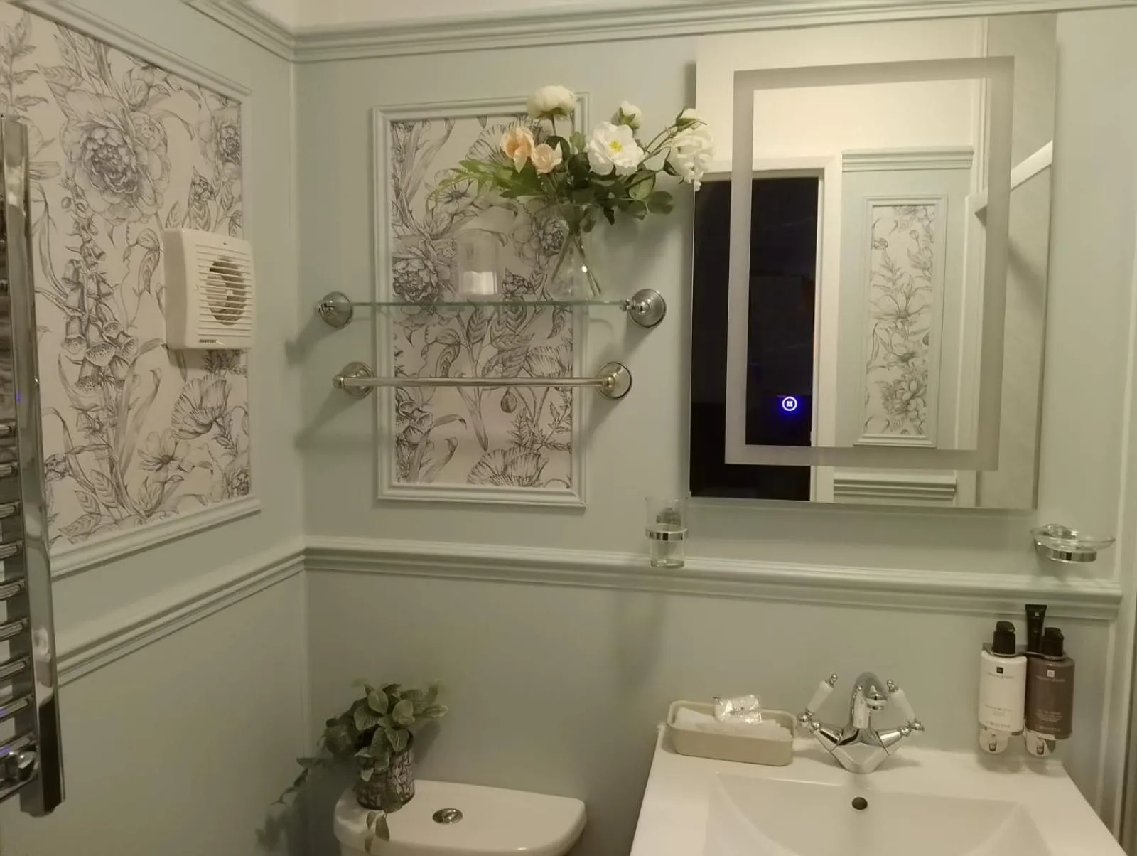 Bathroom in The Garway
