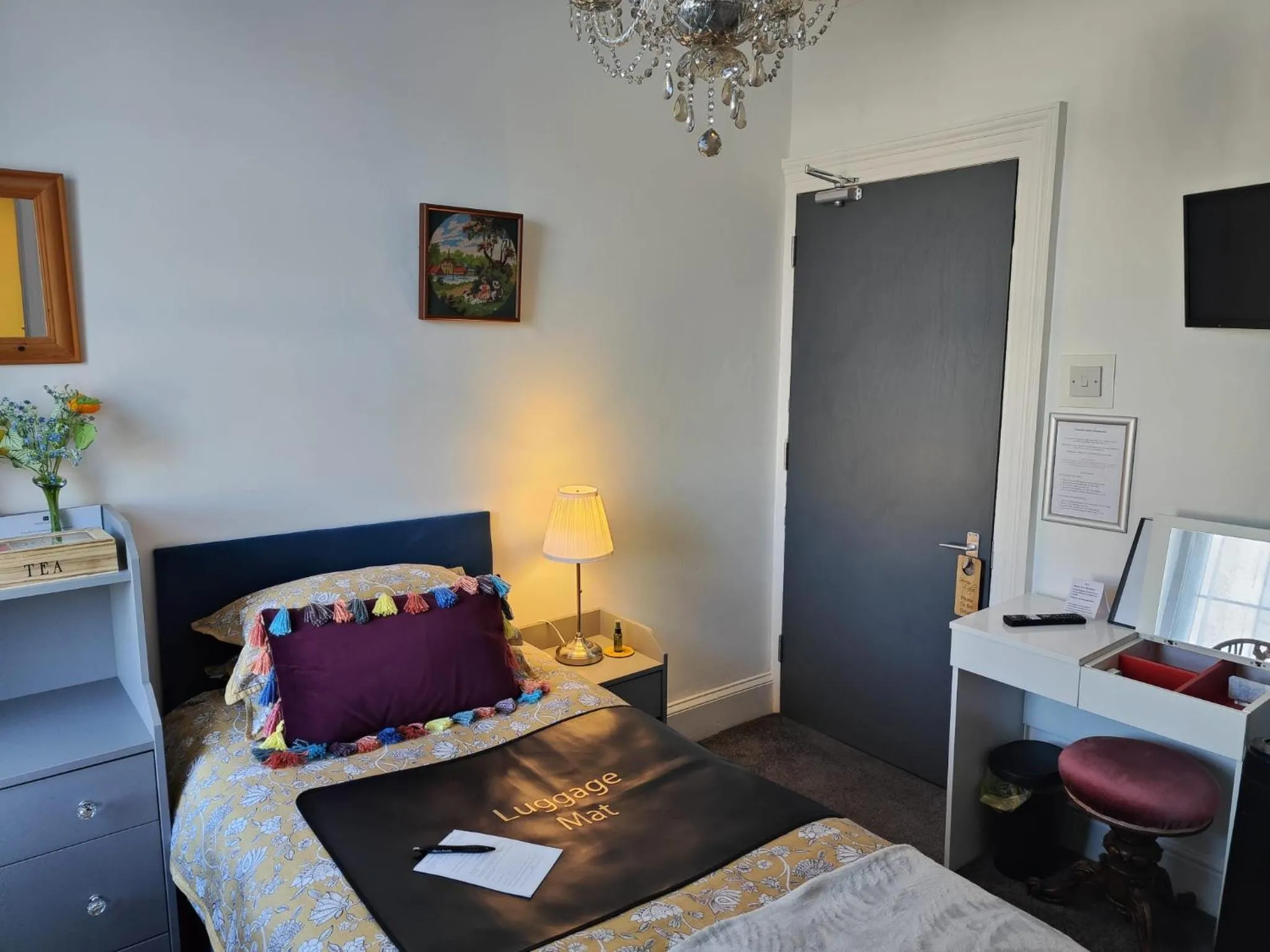 Bedroom, Bed in The Garway