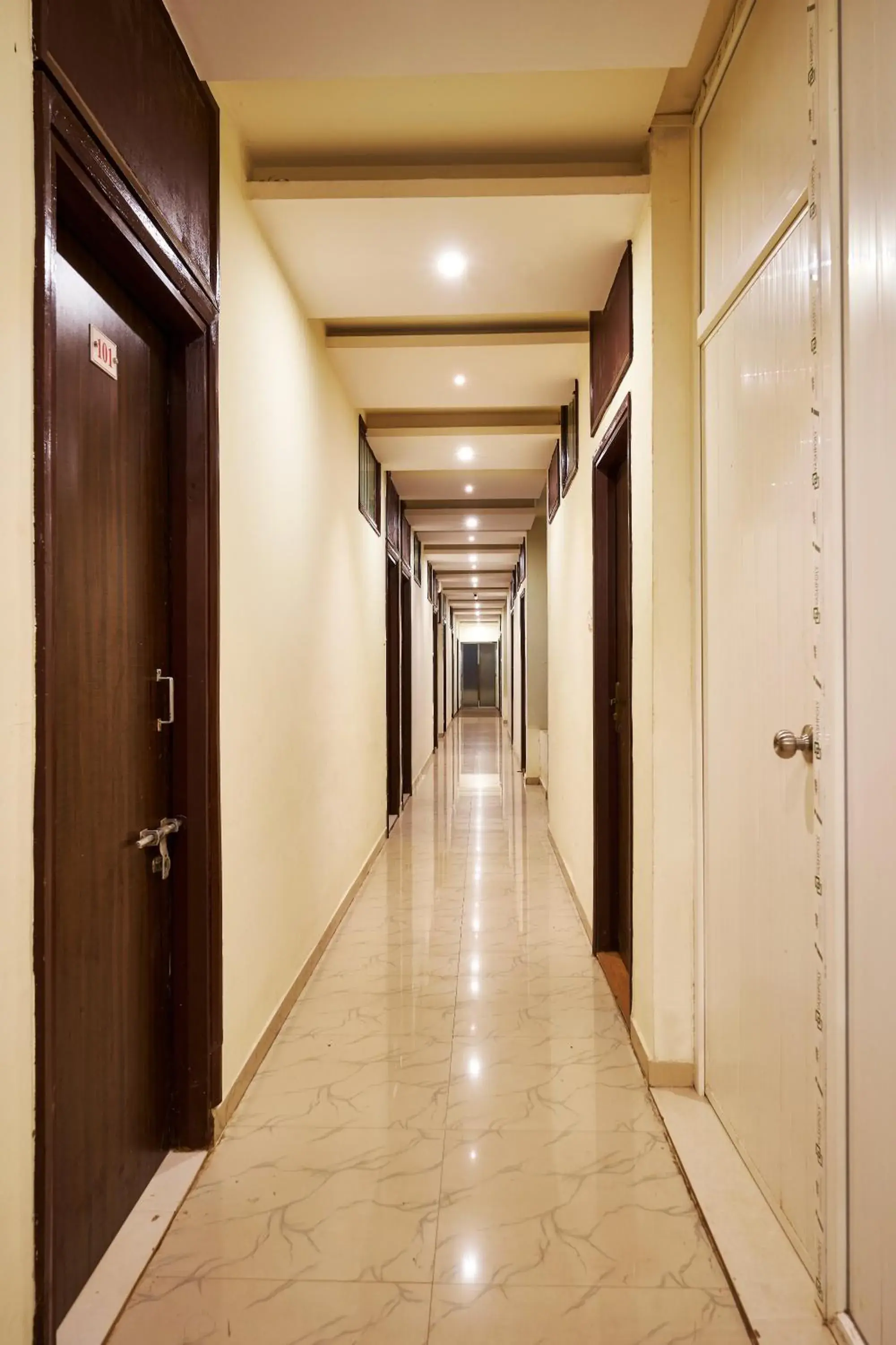 Lobby or reception in Hotel Ranjan Deluxe Lobby or reception in Hotel Ranjan Deluxe