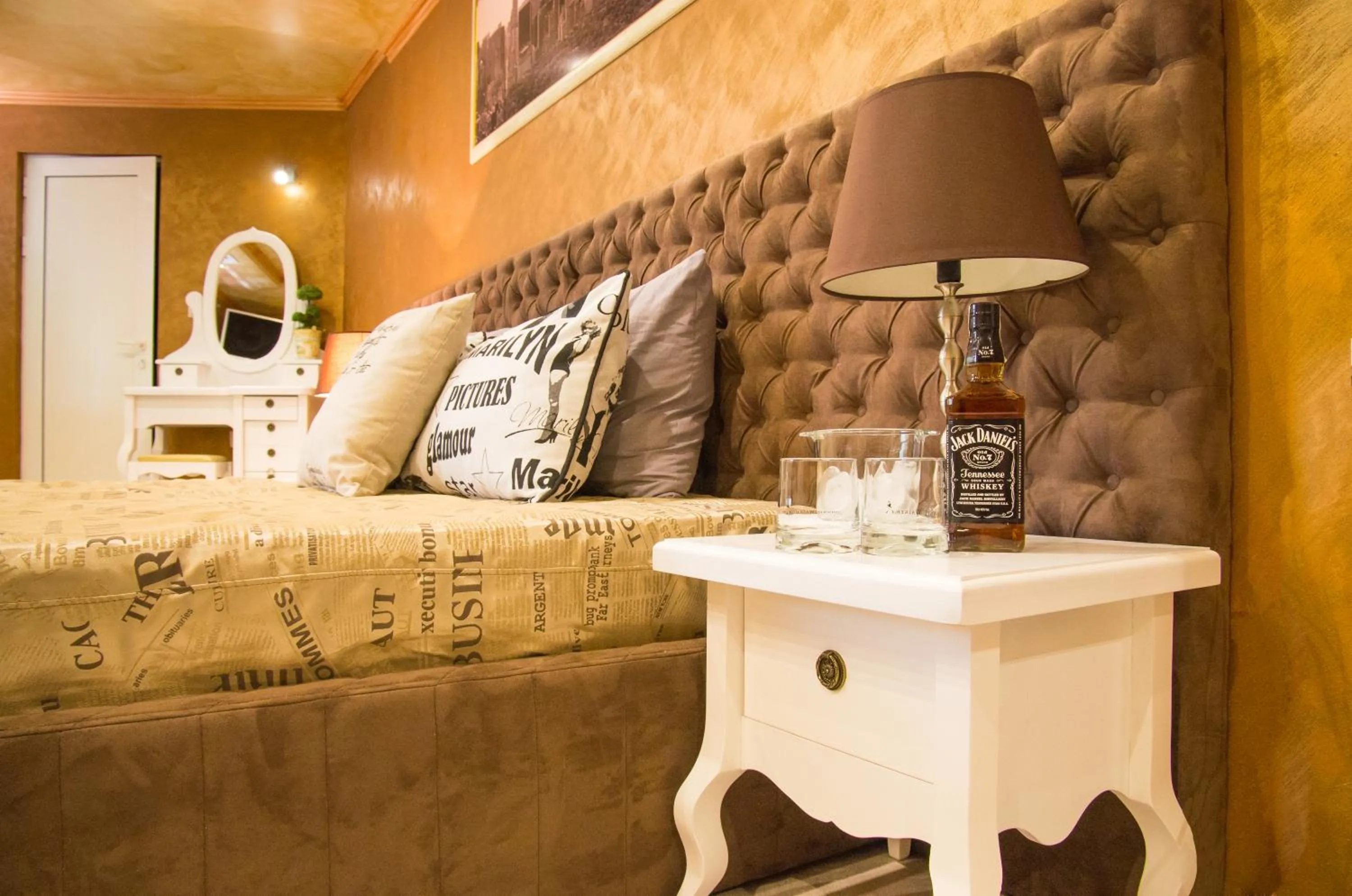 Bed in Jorela Family Hotel