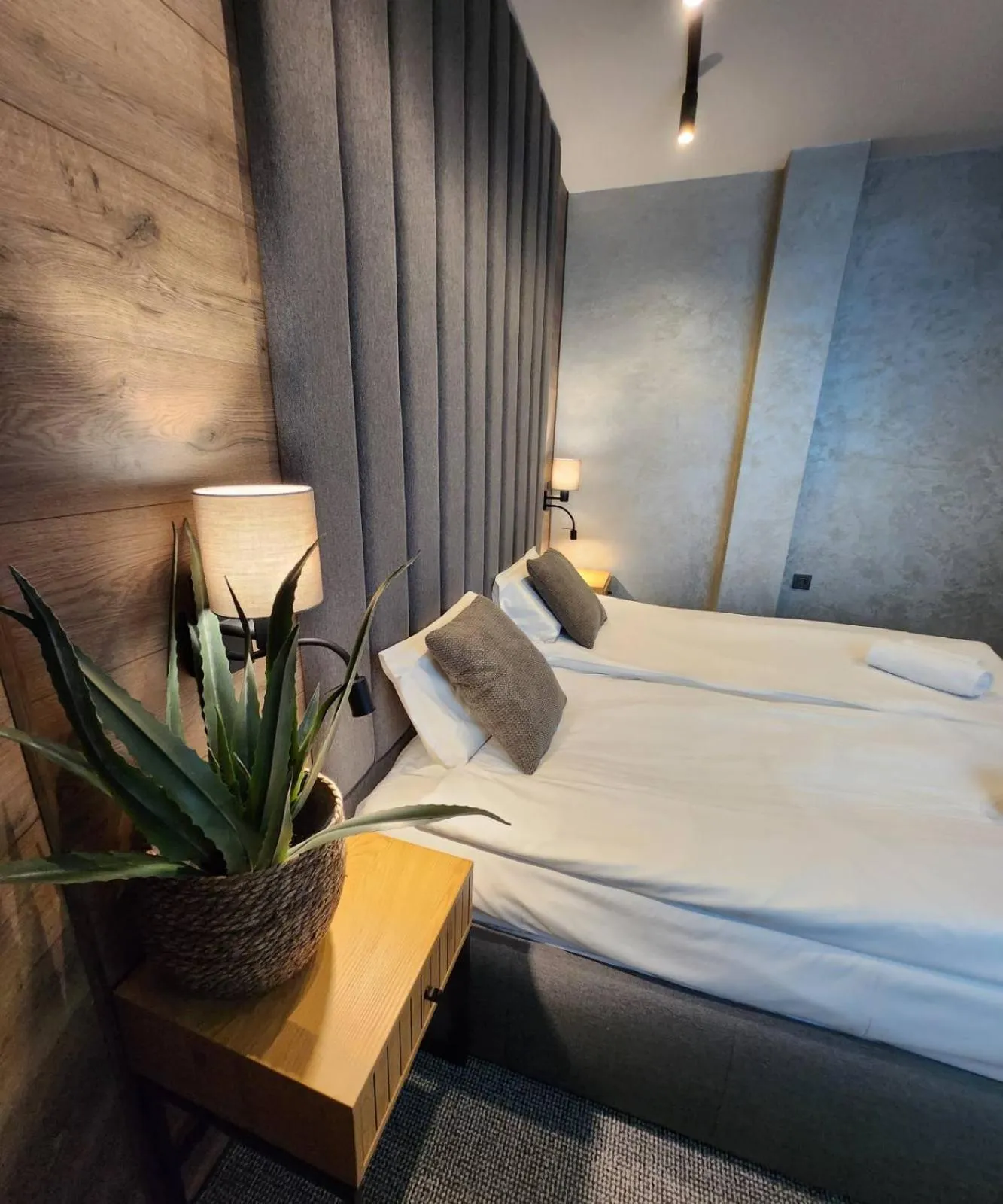 Bed in Jorela Family Hotel