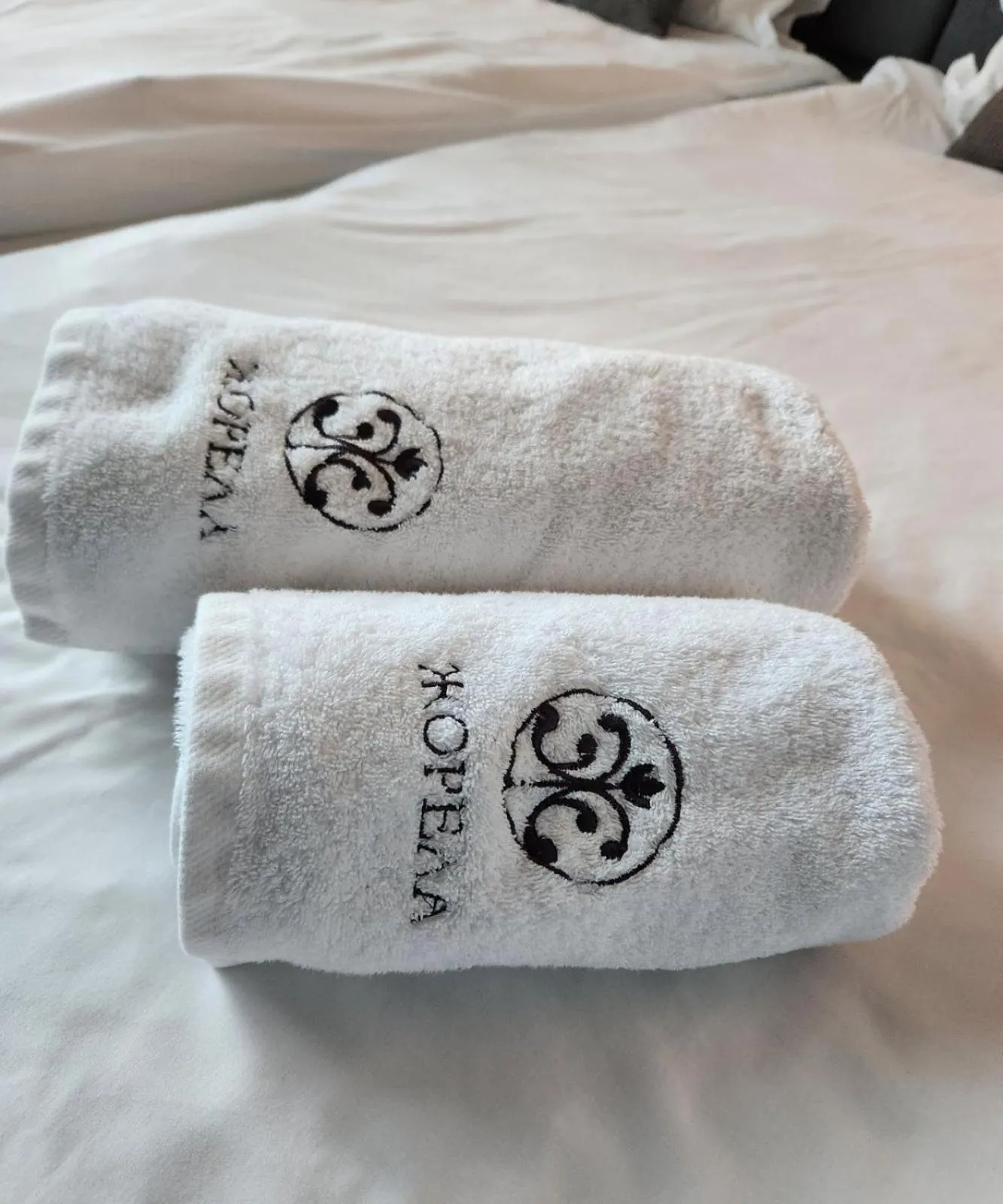 Bed in Jorela Family Hotel