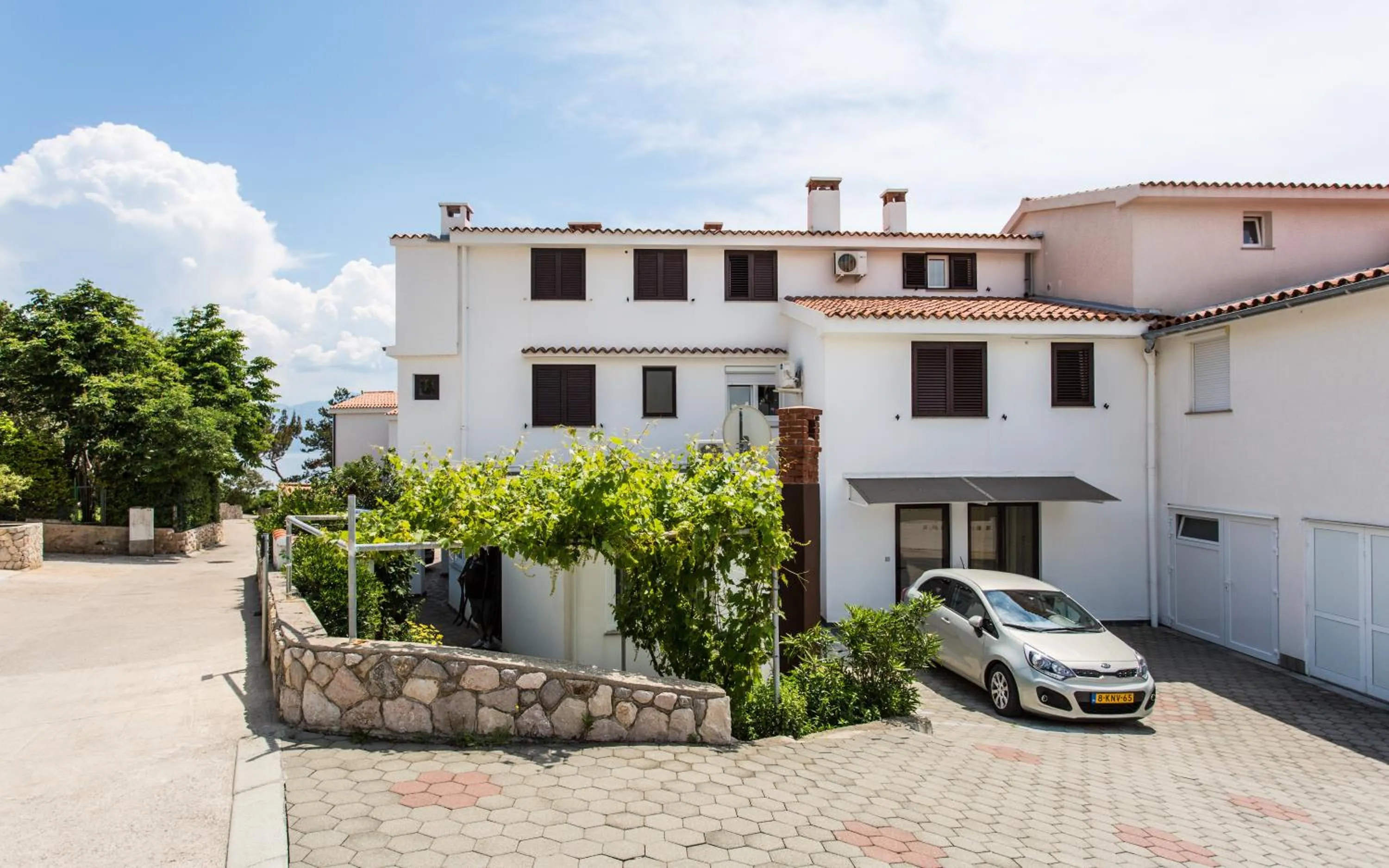 Property building in Apartment Kricin