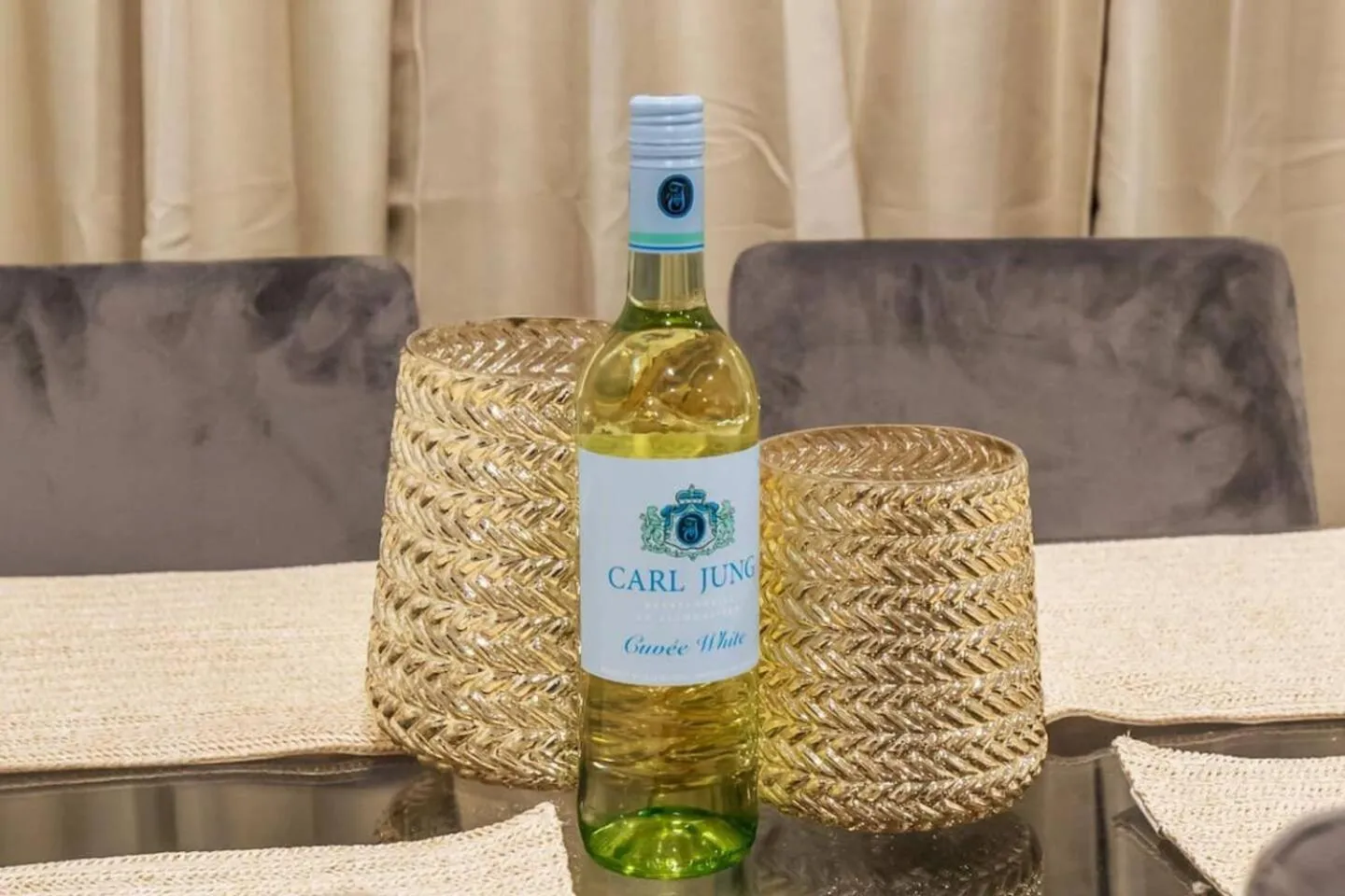 Entire Luxury Suite 6Mins To Falls, Free Parking