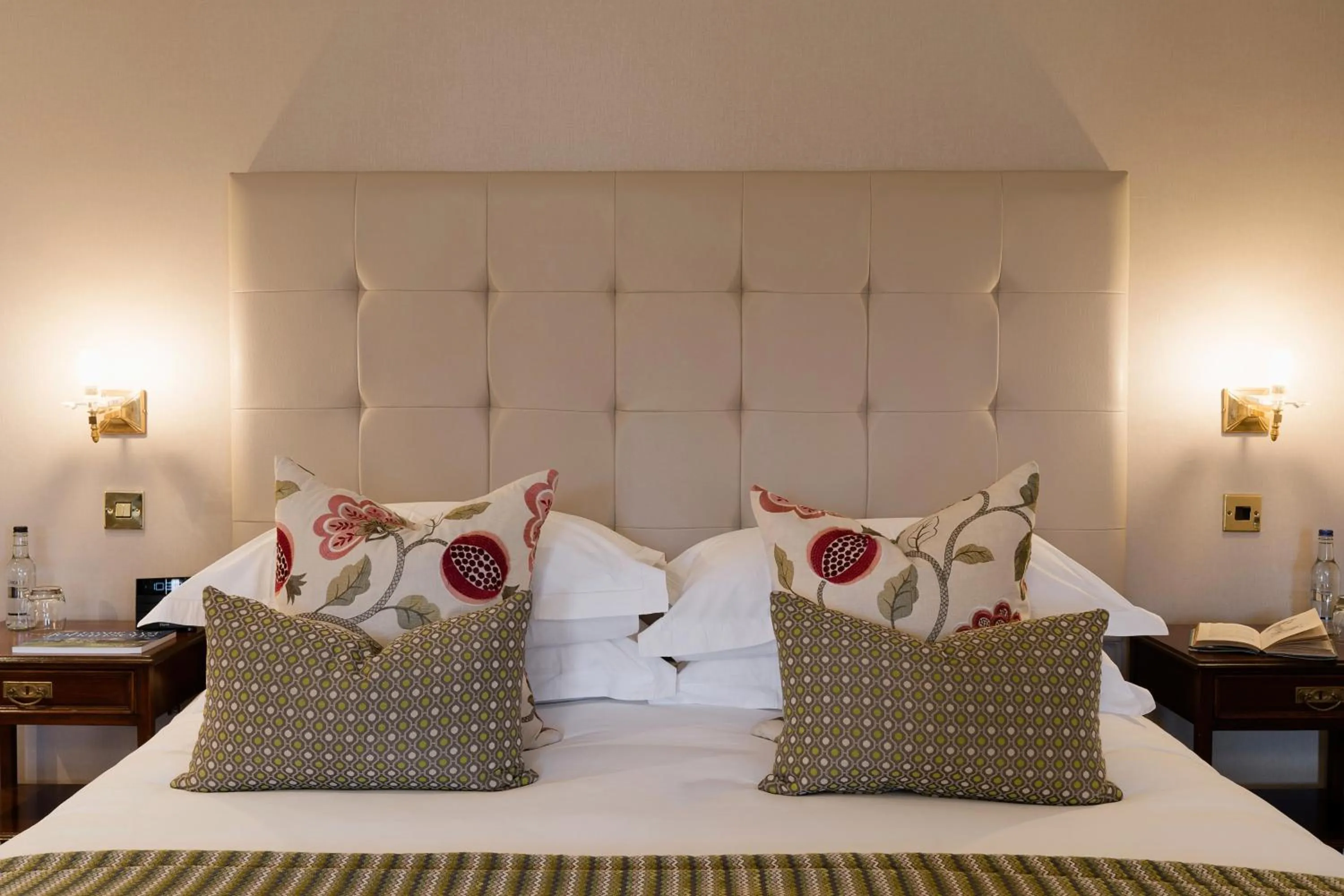 Bed in Ashdown Park Hotel