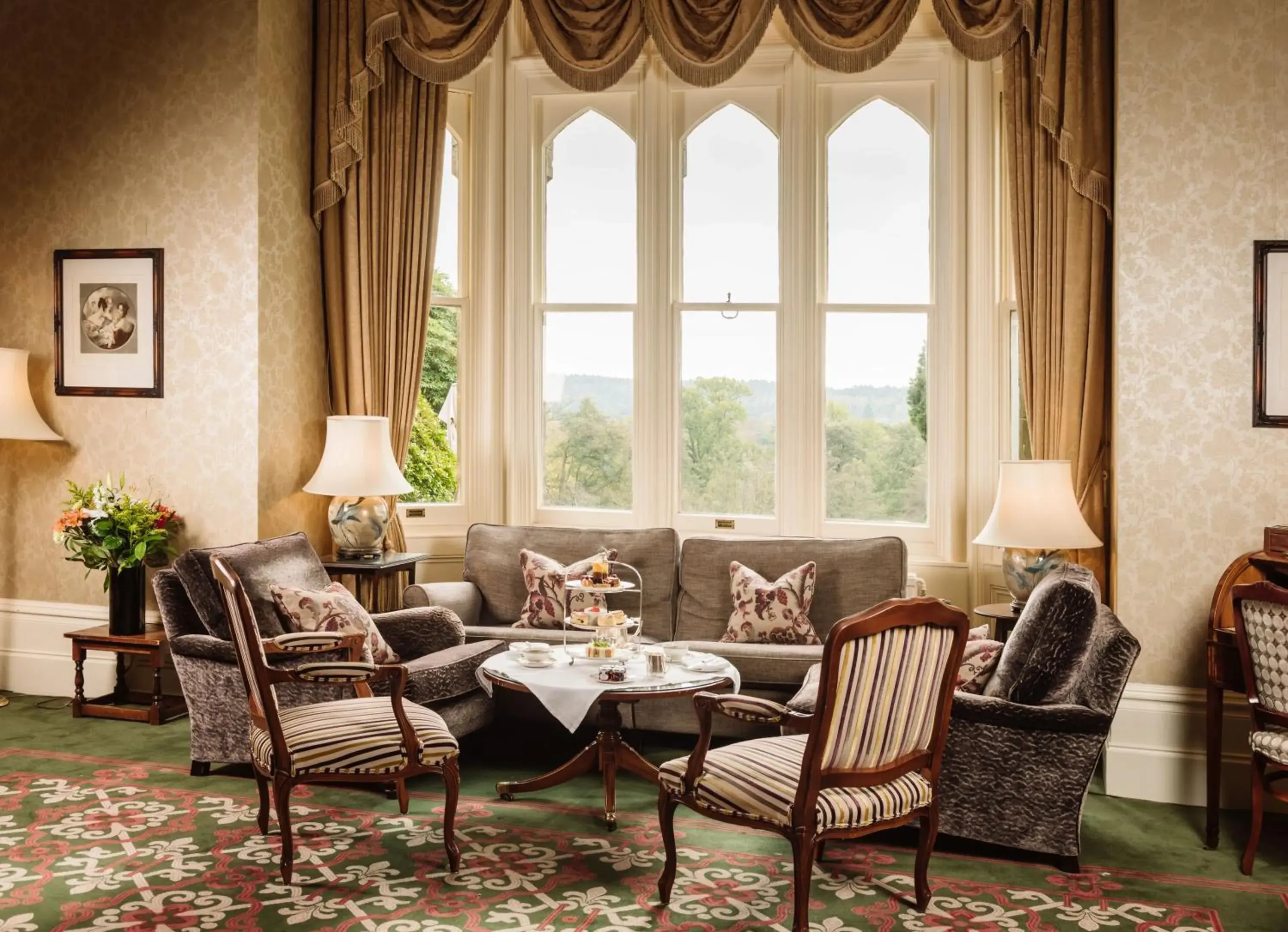 Lounge or bar in Ashdown Park Hotel Lounge or bar in Ashdown Park Hotel