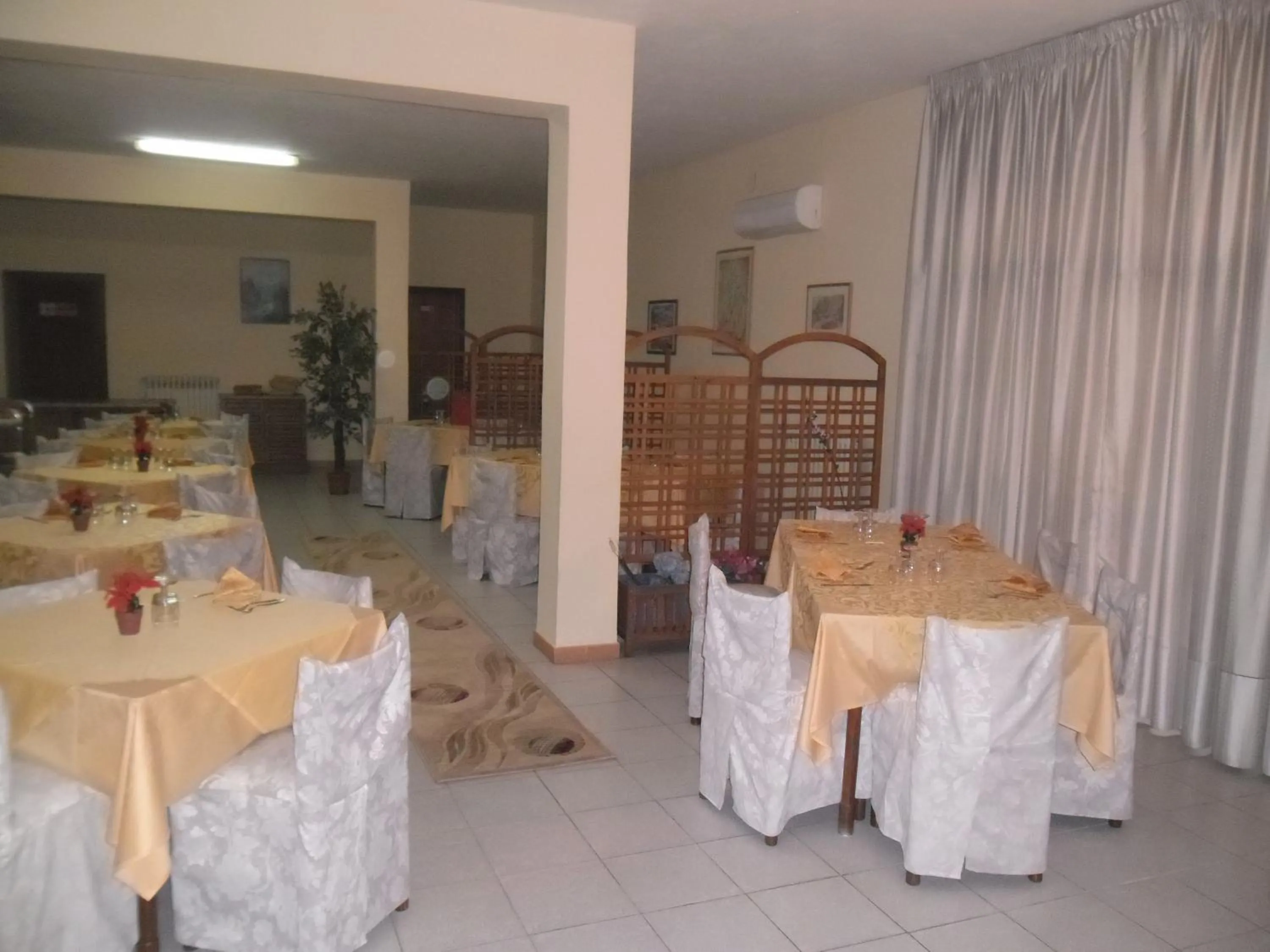 Hotel Tania