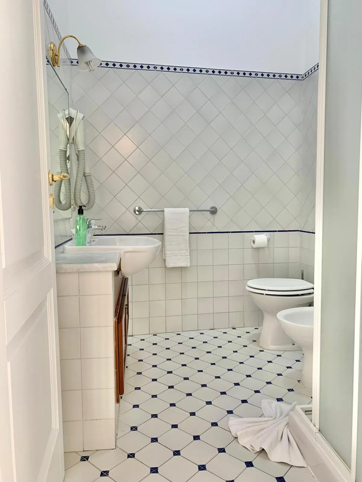 Bathroom in Antico Palazzo Scala