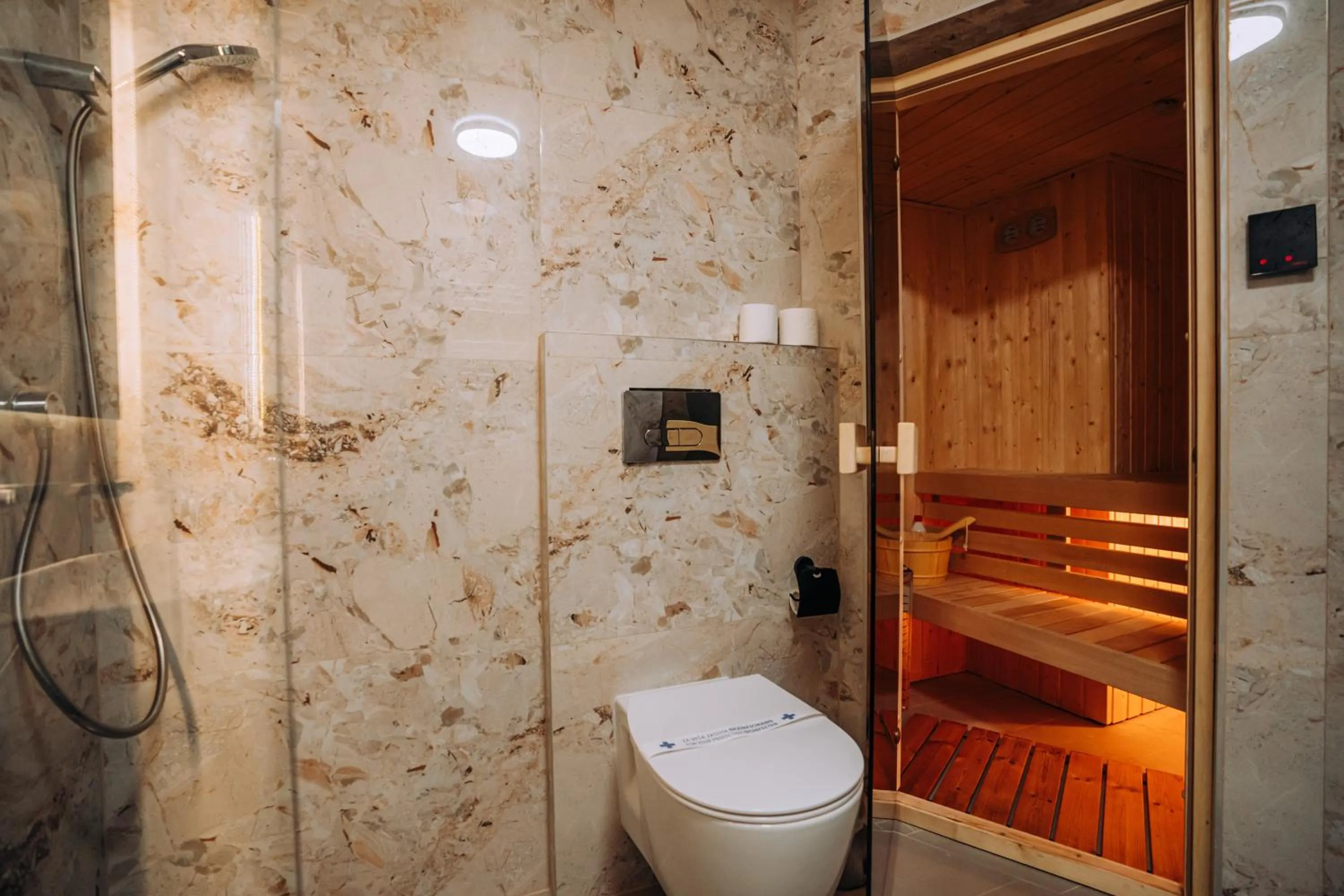 Toilet in Villa Pupin SARAISTE