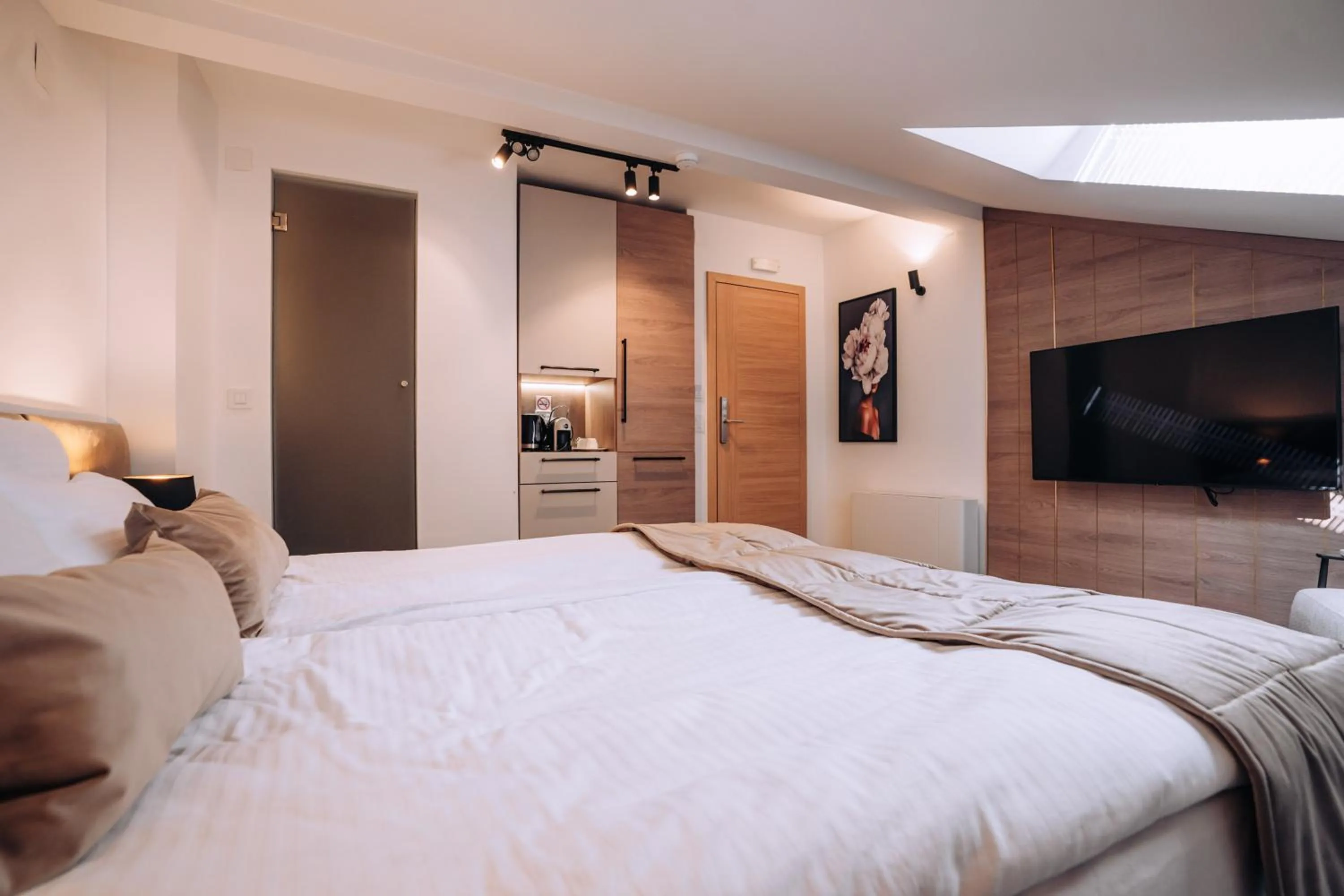 Photo of the whole room, Bed in Villa Pupin SARAISTE