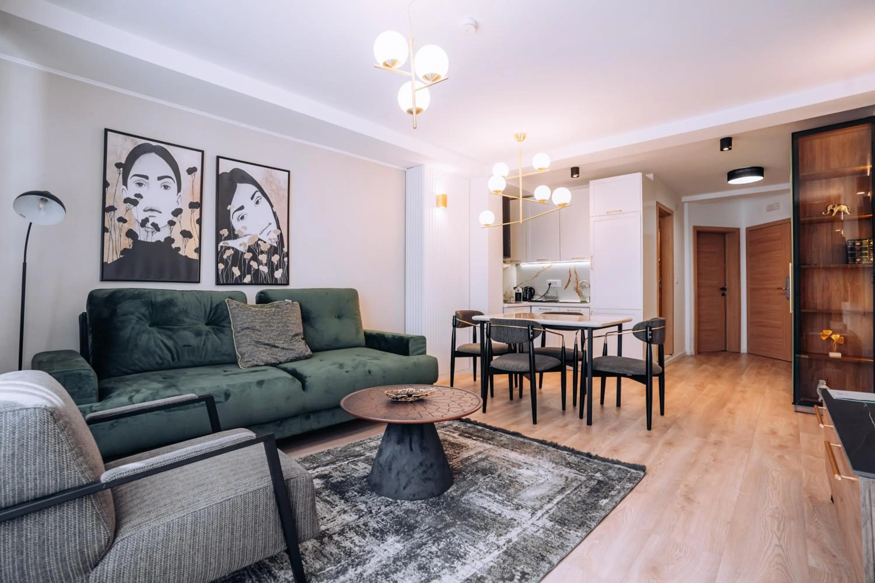 Kitchen or kitchenette in Villa Pupin SARAISTE