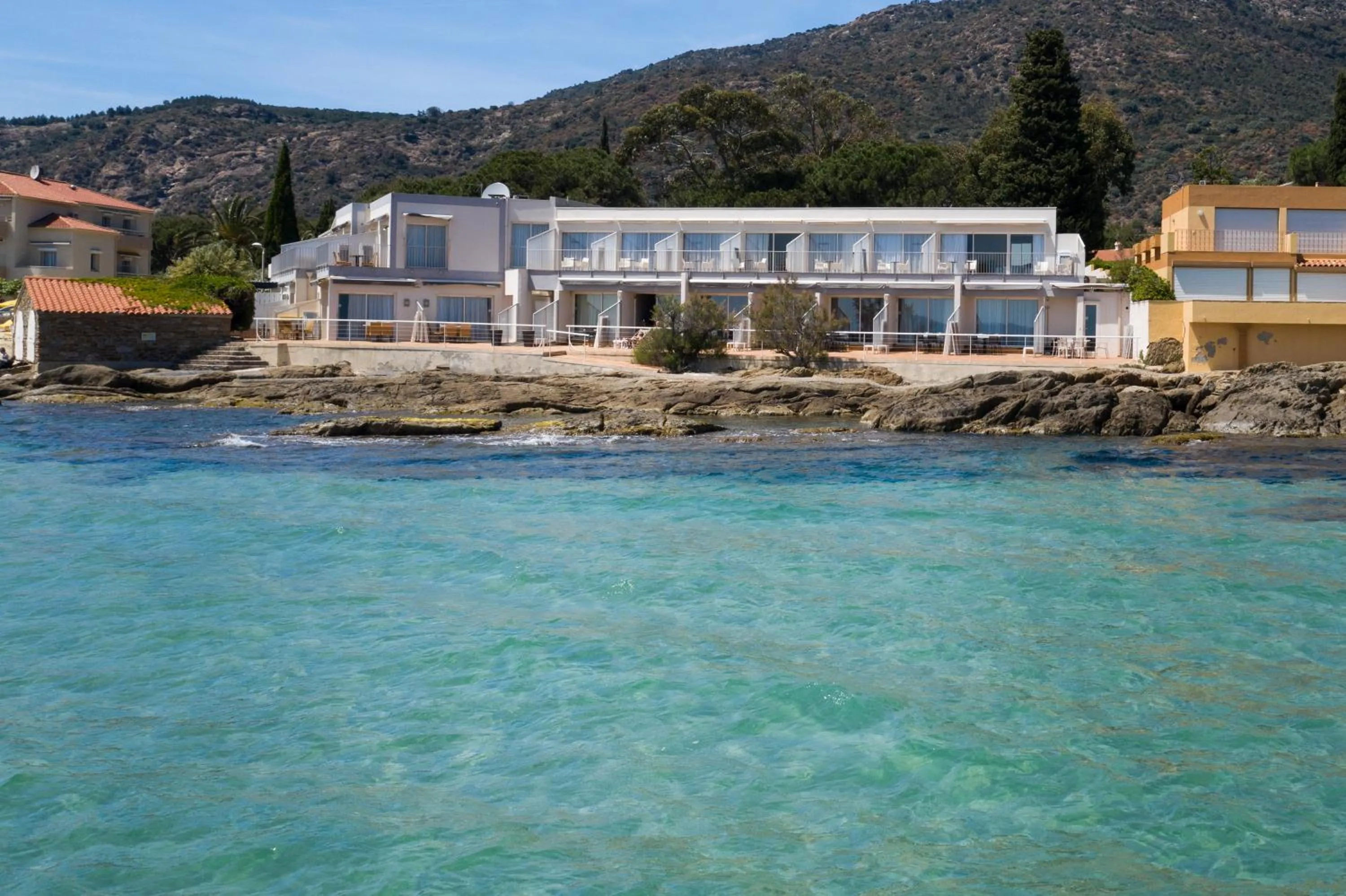 Property Building in Roc Hotel