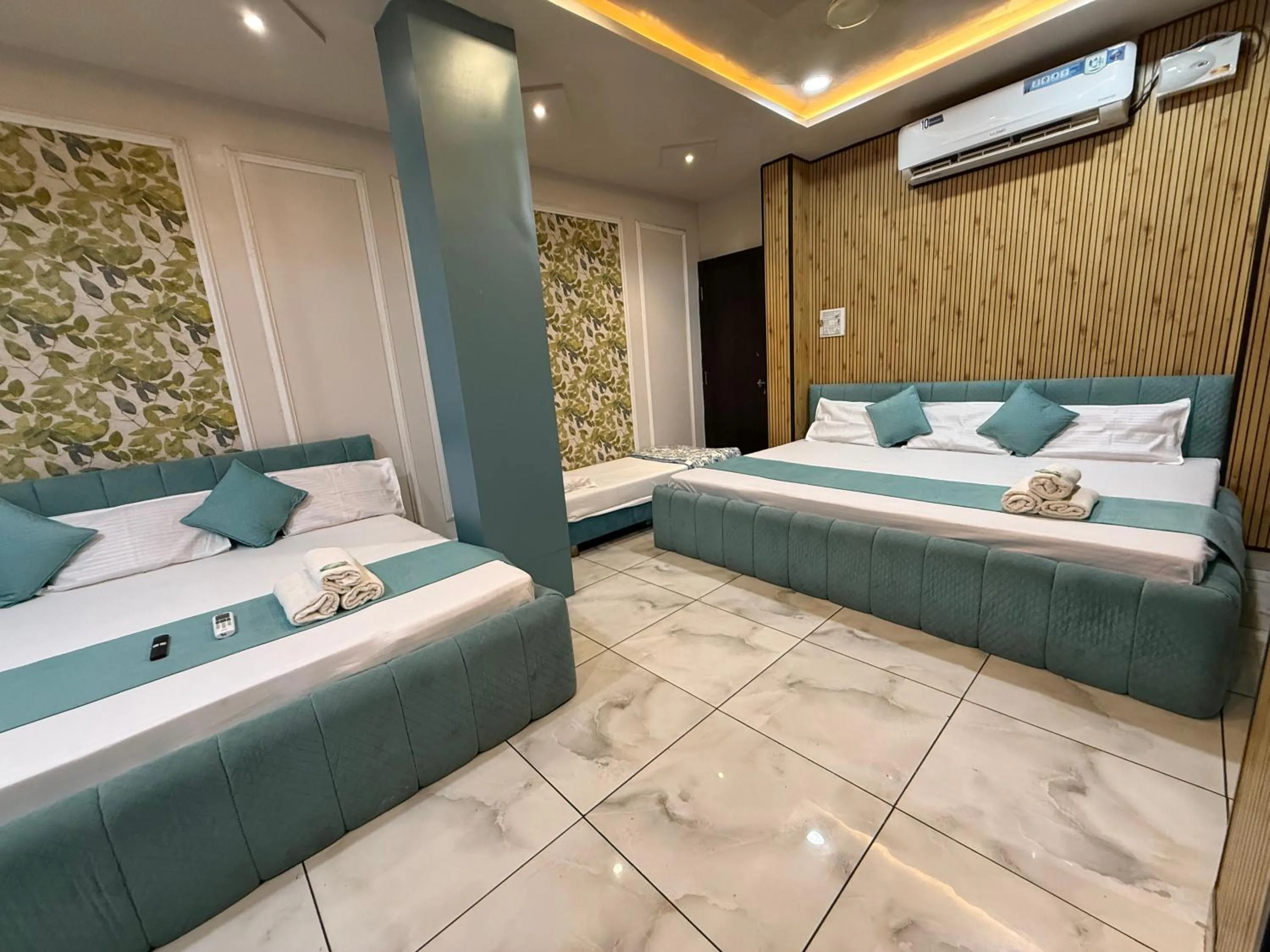 Bed in Hotel Shree Krishna Palace