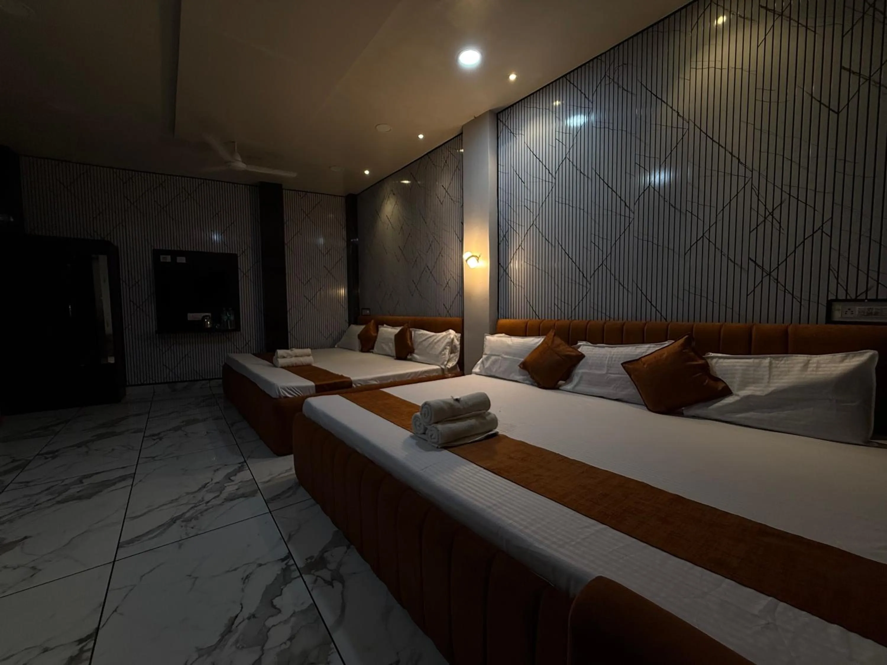 Bed in Hotel Shree Krishna Palace