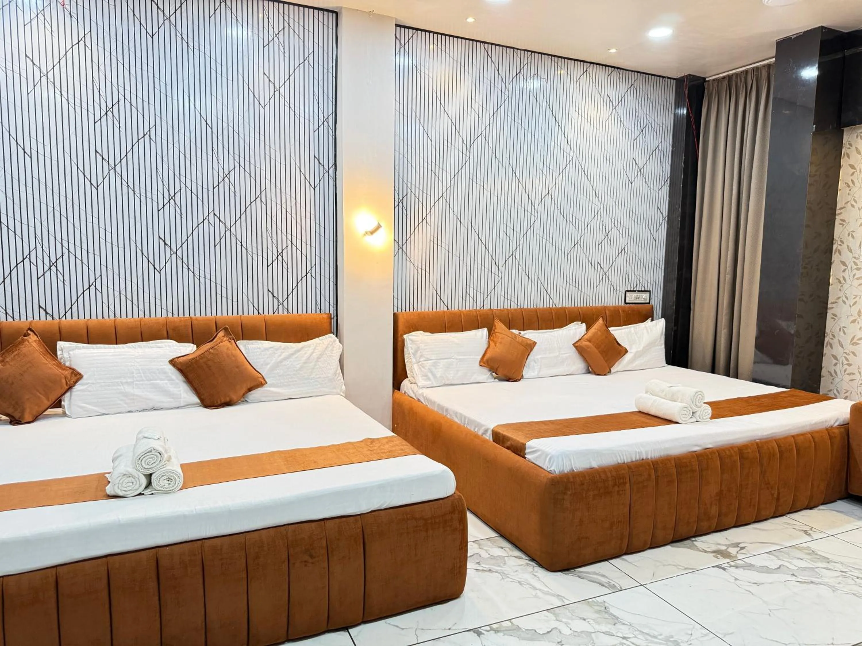 Bed in Hotel Shree Krishna Palace