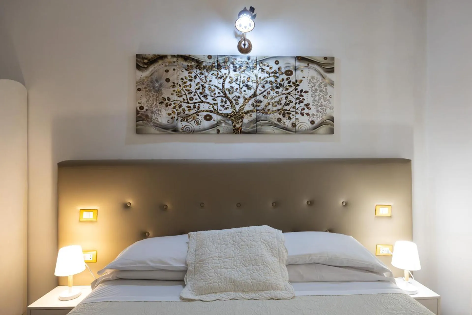 Bedroom, Bed in Casa Lollobrigida