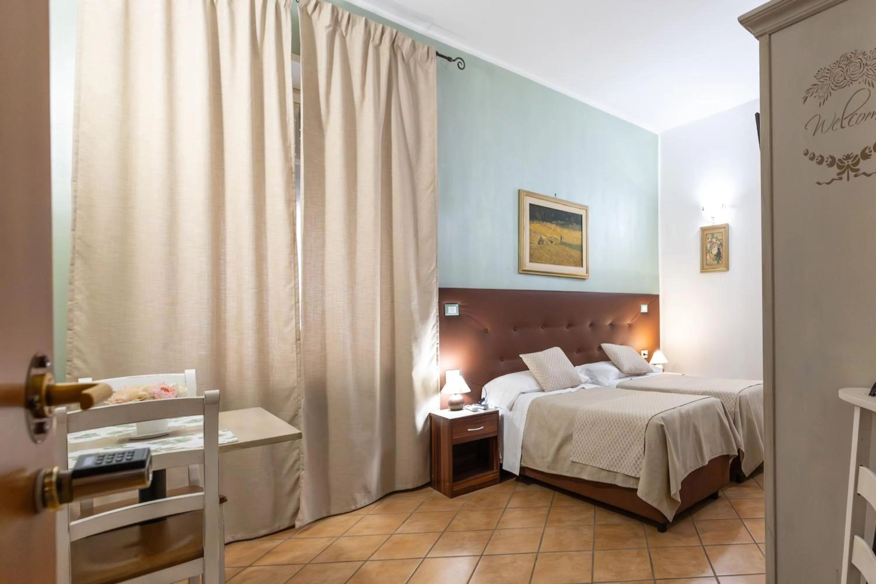 Photo of the whole room, Bed in Casa Lollobrigida