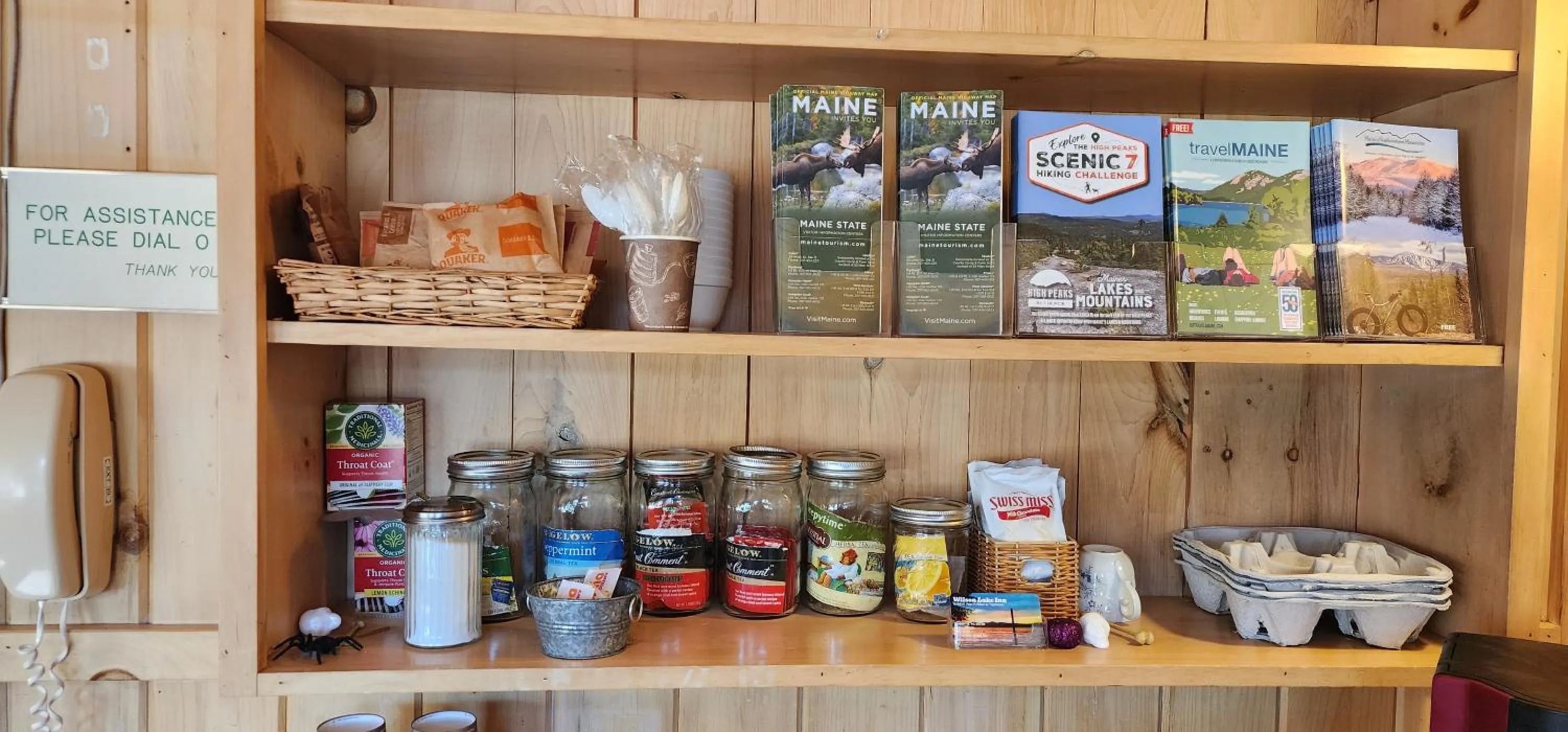 Breakfast in Wilson Lake Inn