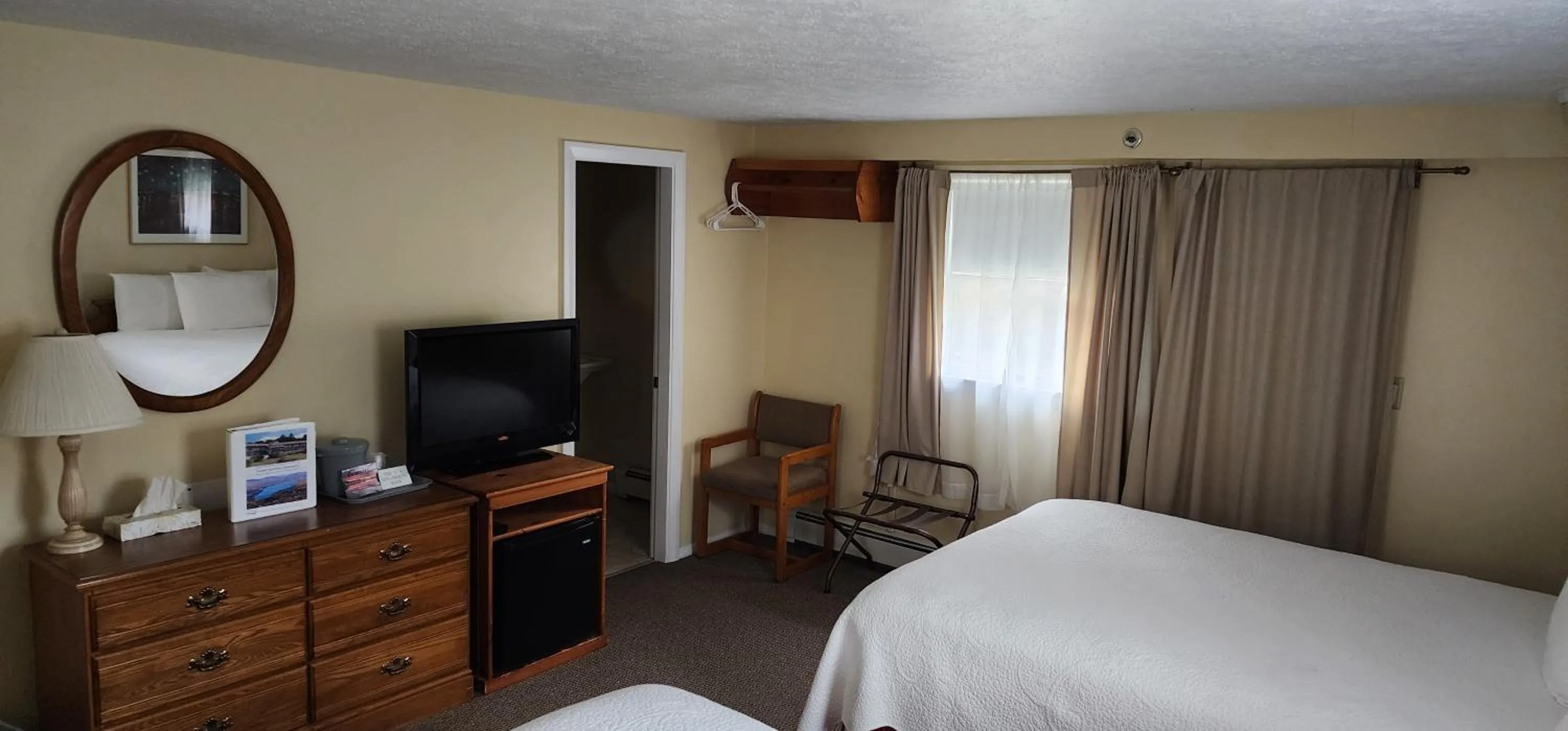 Bed in Wilson Lake Inn