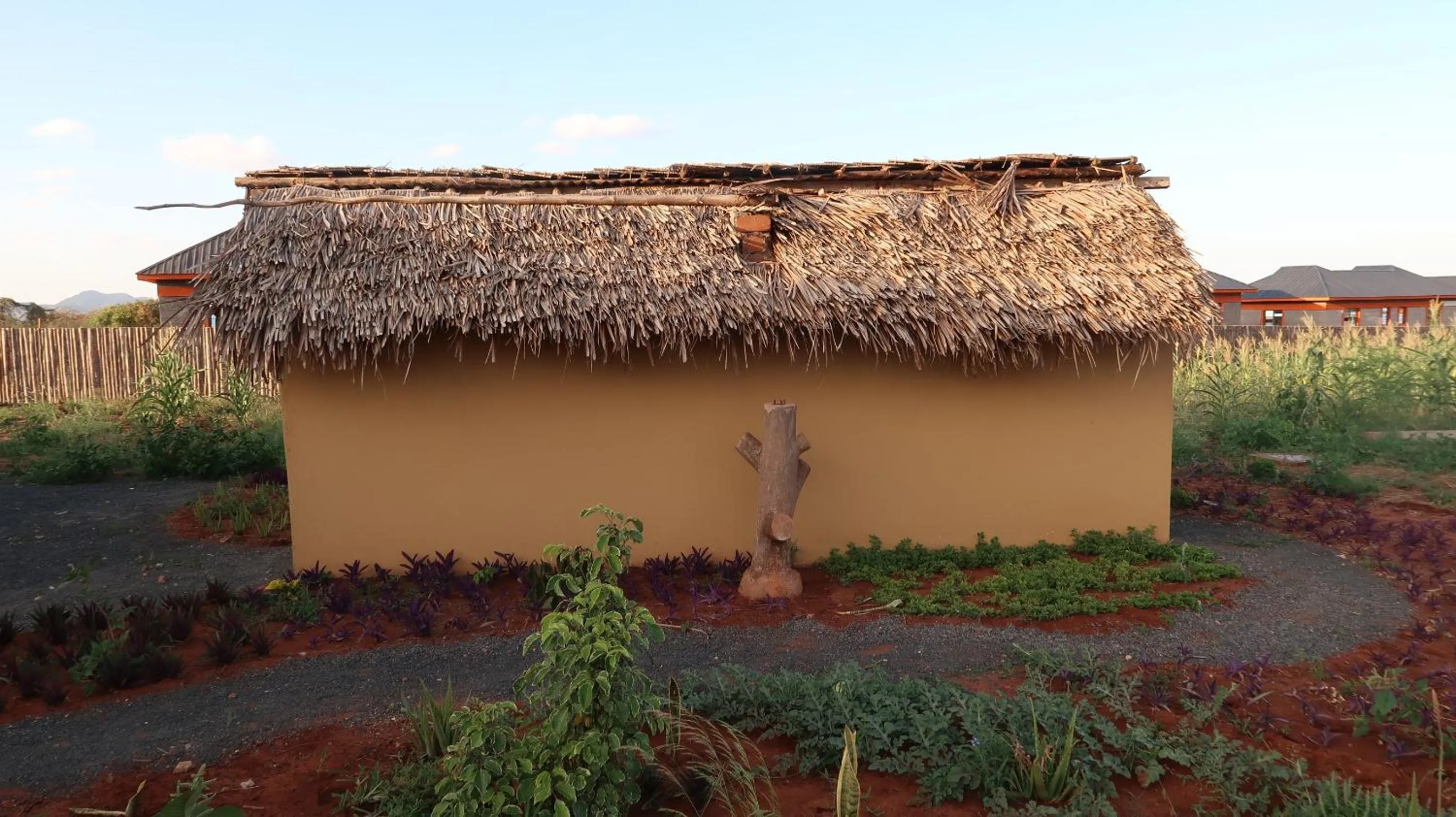 Tausa Tsavo Eco Lodge